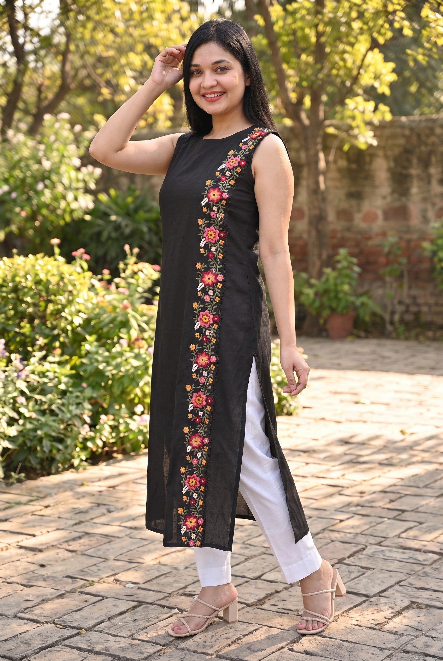 Black Floral Embroidered Cotton Kurta