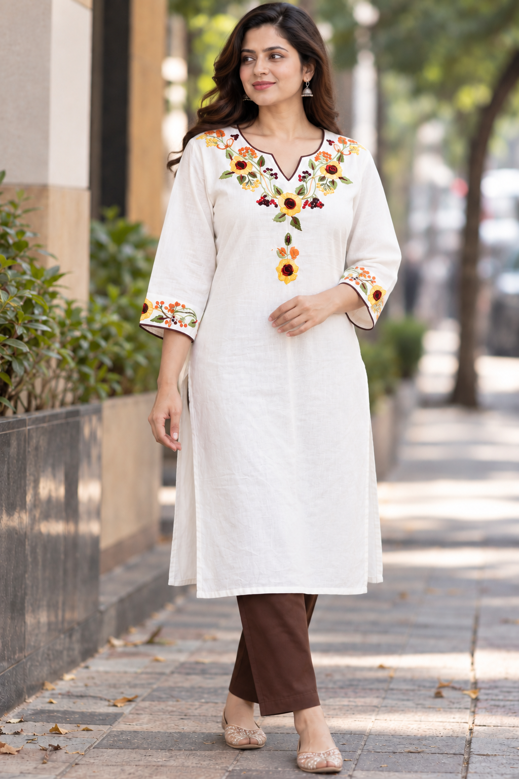 Off White Hand Embroidered Cotton Kurta