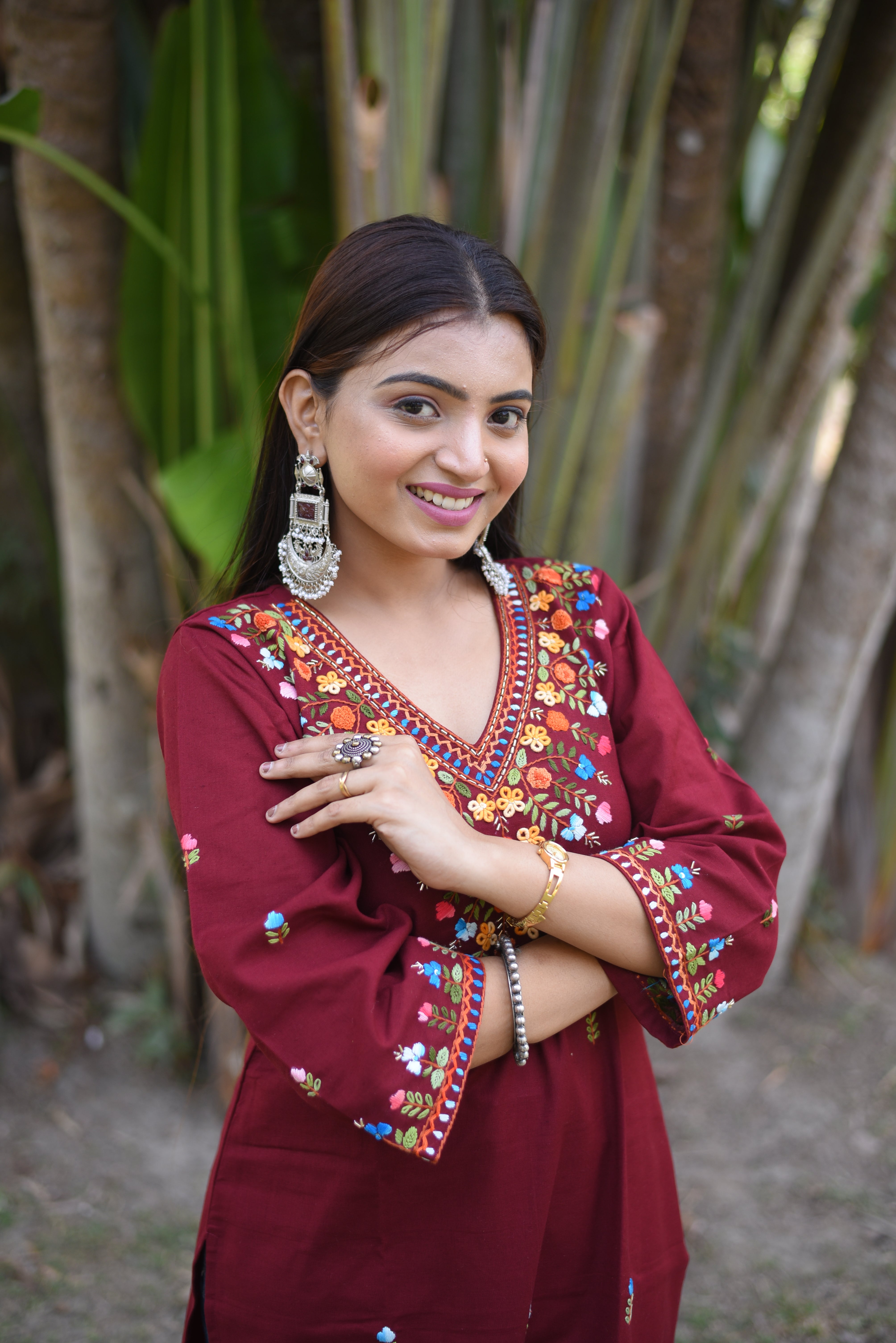Maroon V-Neck Hand Embroidered Cotton Kurta
