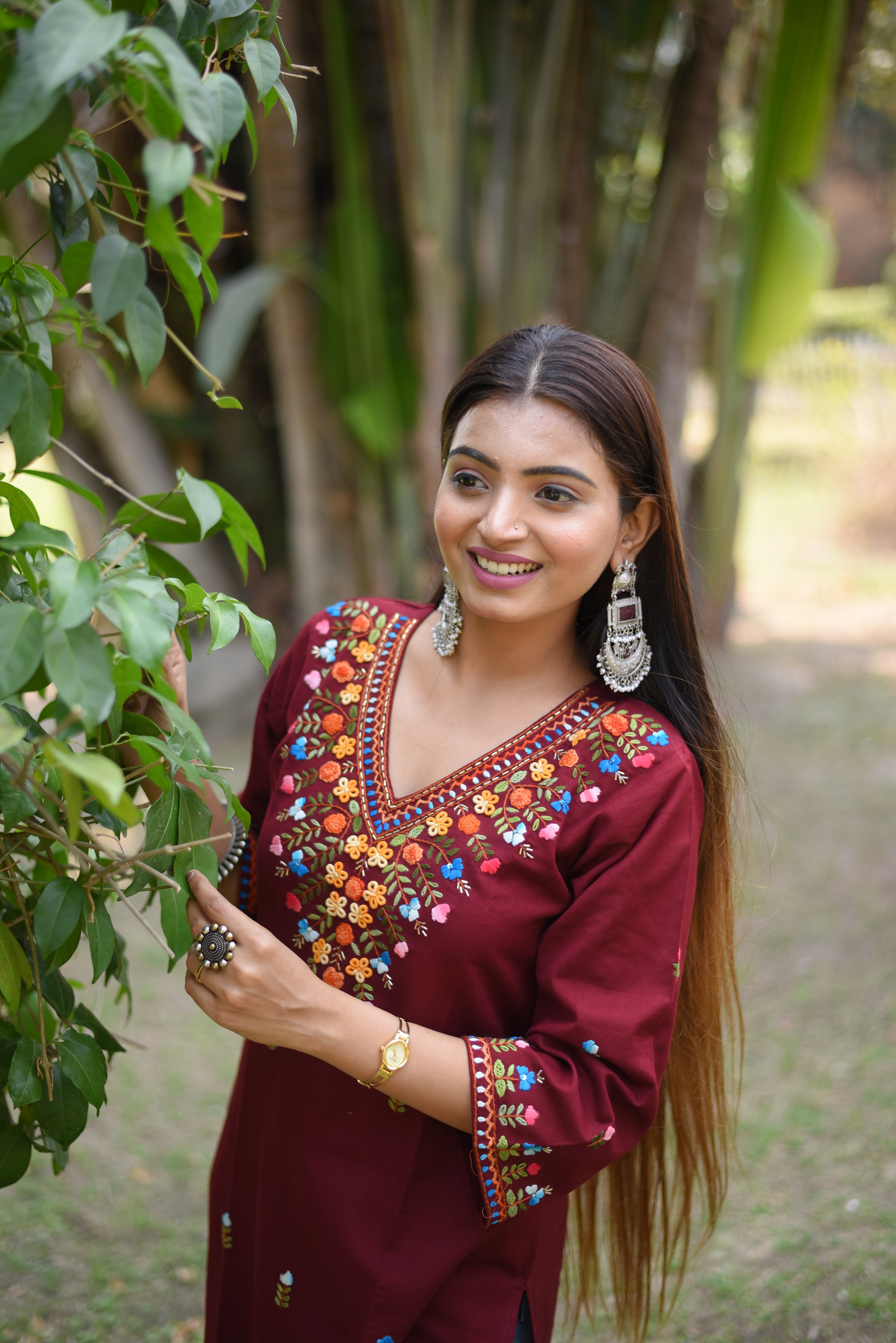 Maroon V-Neck Hand Embroidered Cotton Kurta