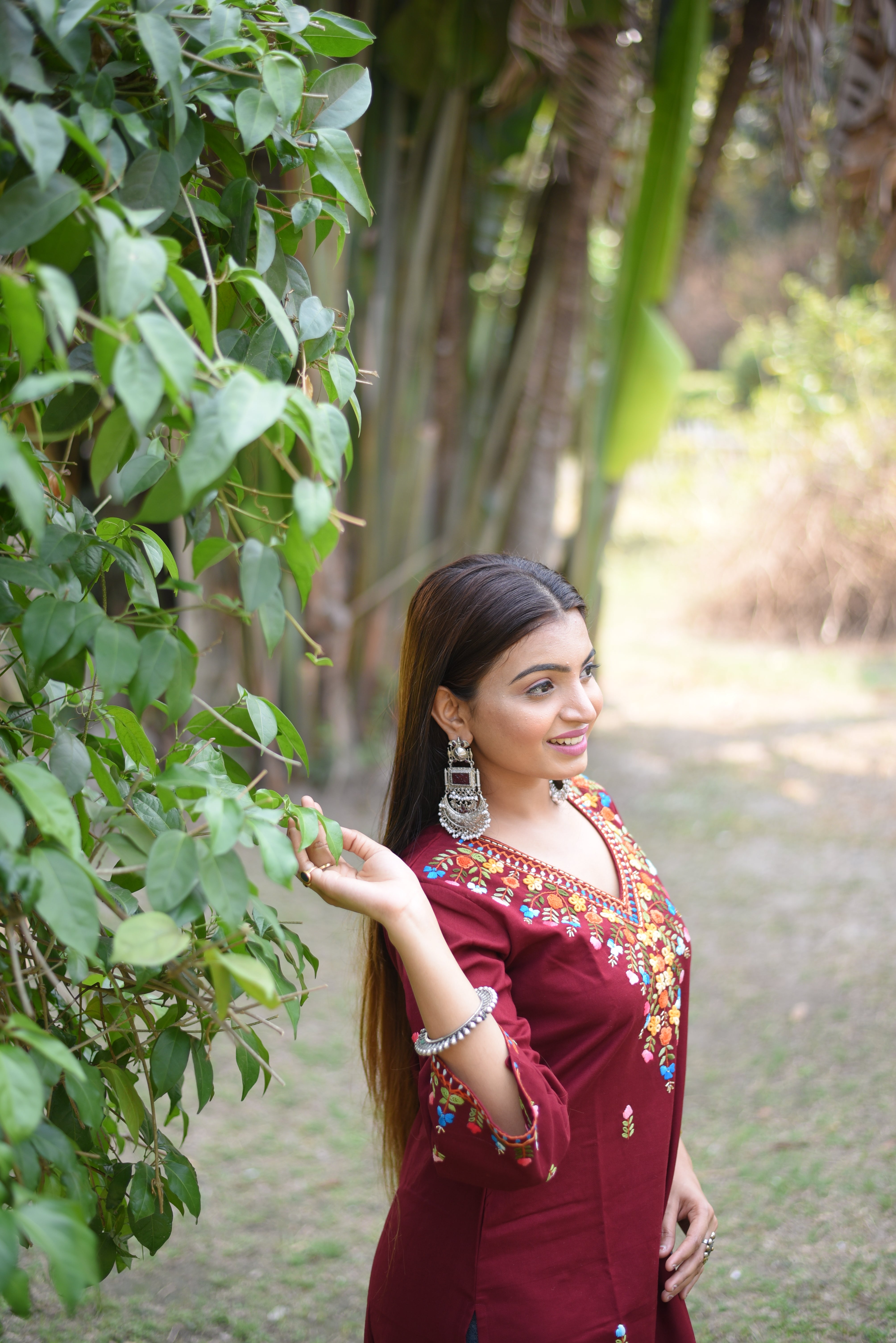 Maroon V-Neck Hand Embroidered Cotton Kurta