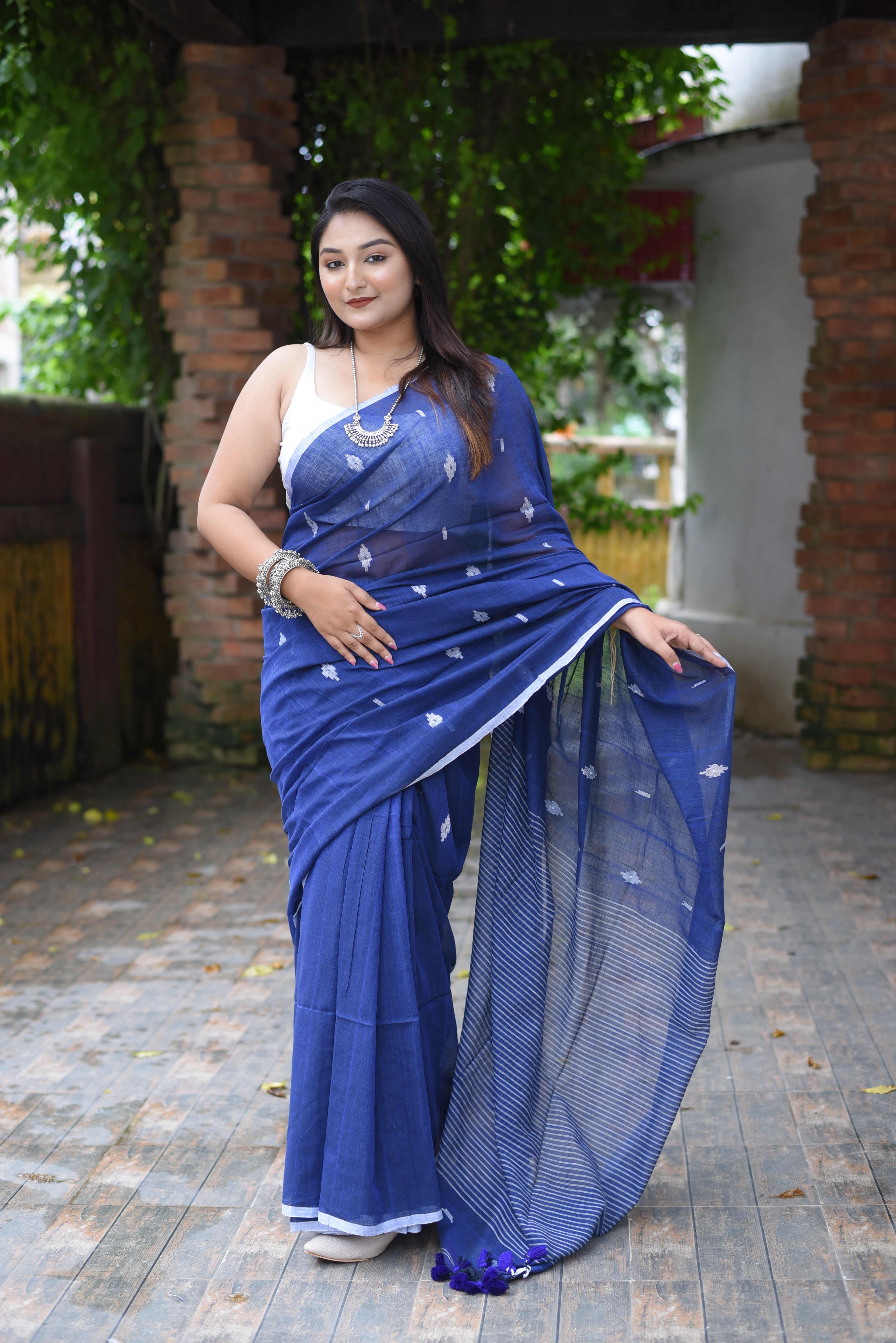 Blue Mulmul Cotton Hand Weaving Jamdani Saree
