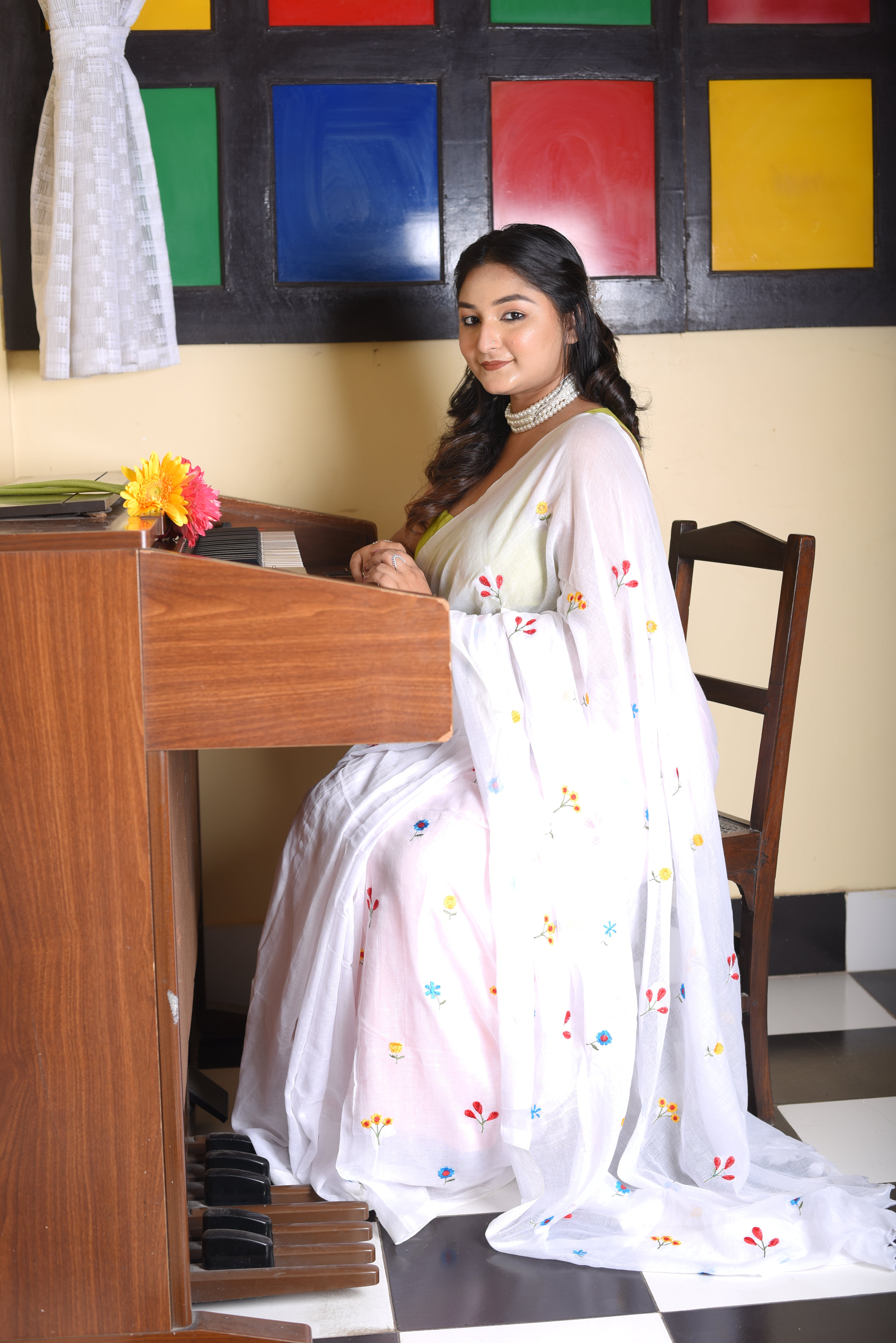 White Mulmul Cotton Embroidery Saree