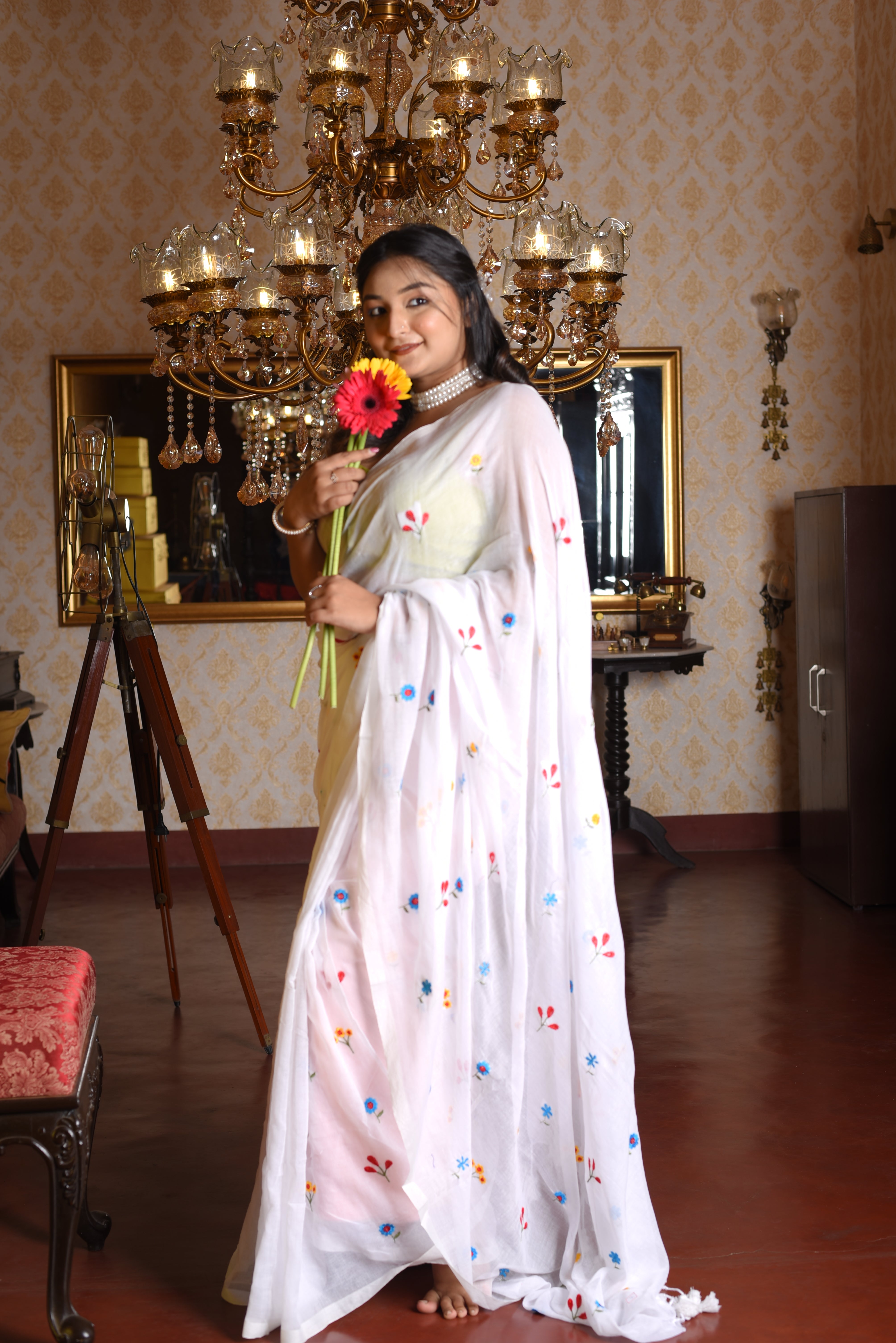 White Mulmul Cotton Embroidery Saree