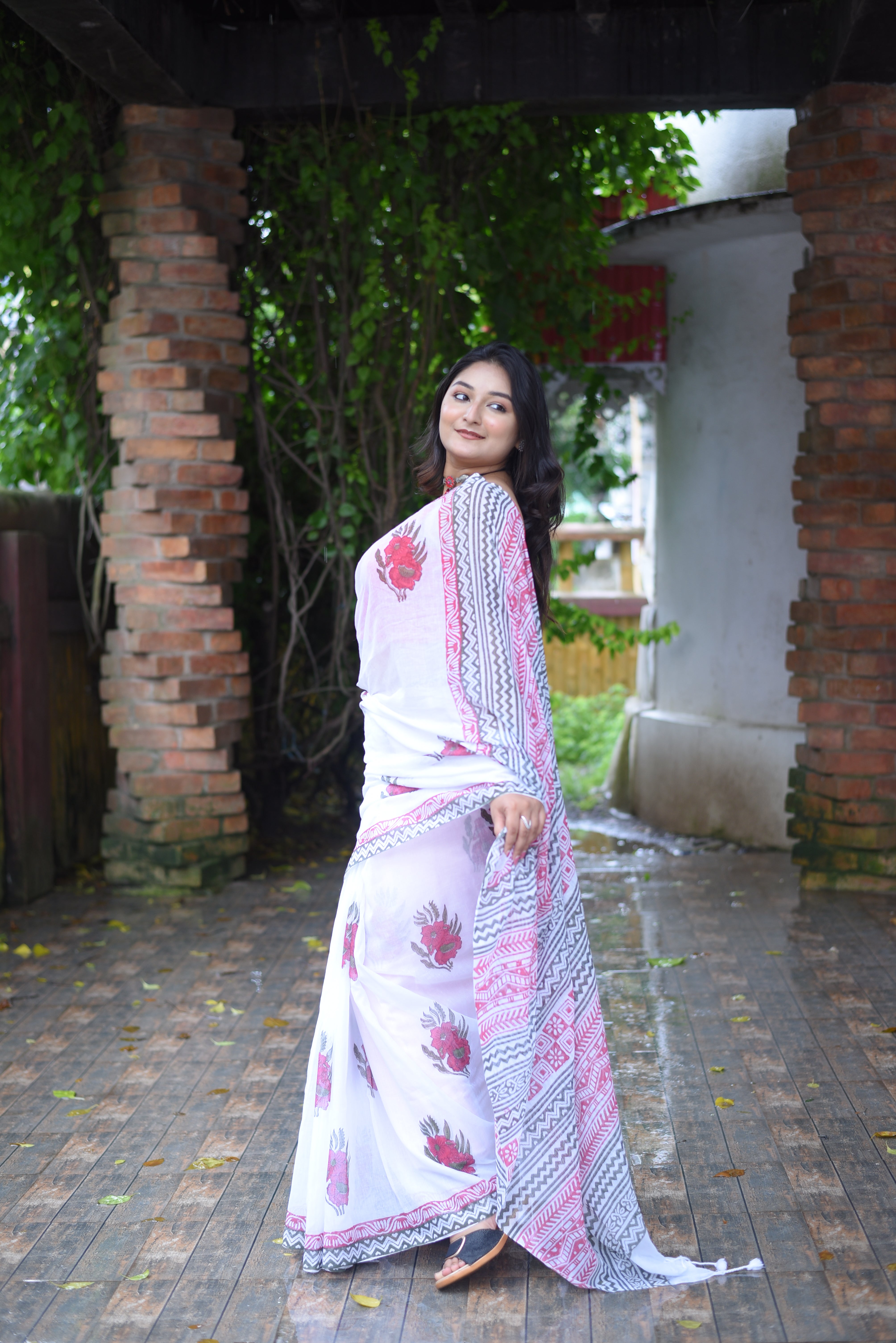 White Hand Block Print Mulmul Cotton Saree