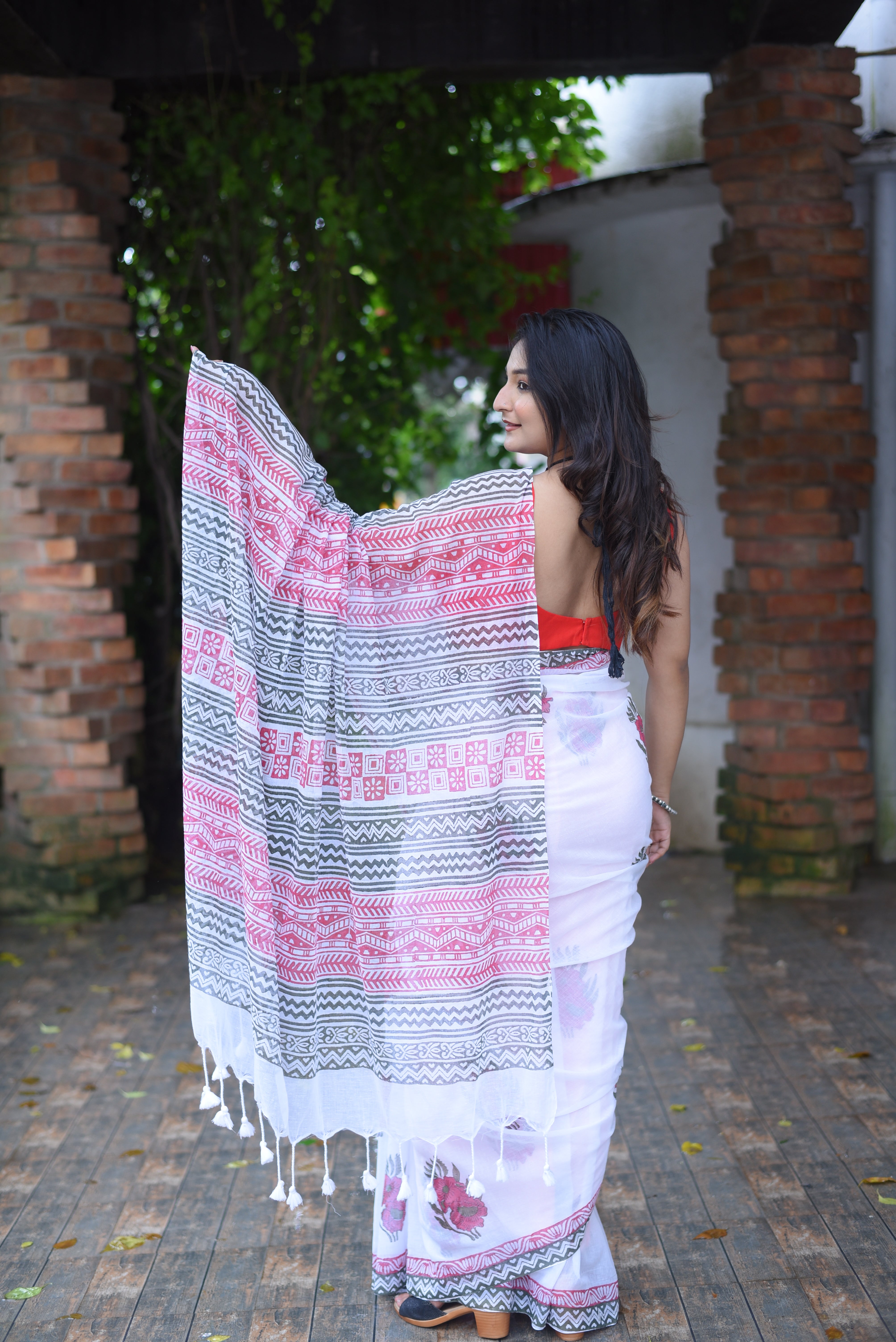 White Hand Block Print Mulmul Cotton Saree