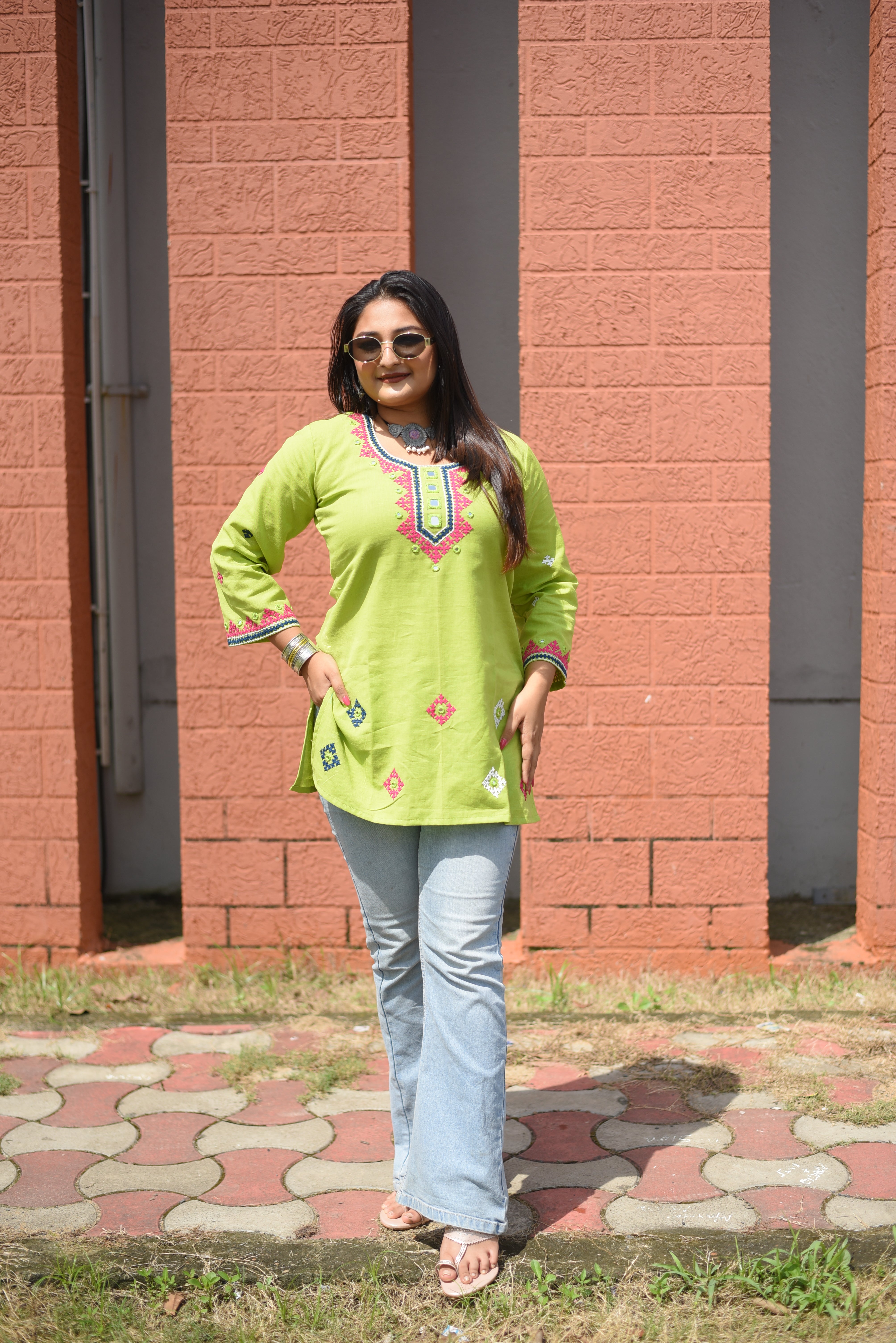 Green Color Kutch Hand Embroidered Mirror Work Kurta