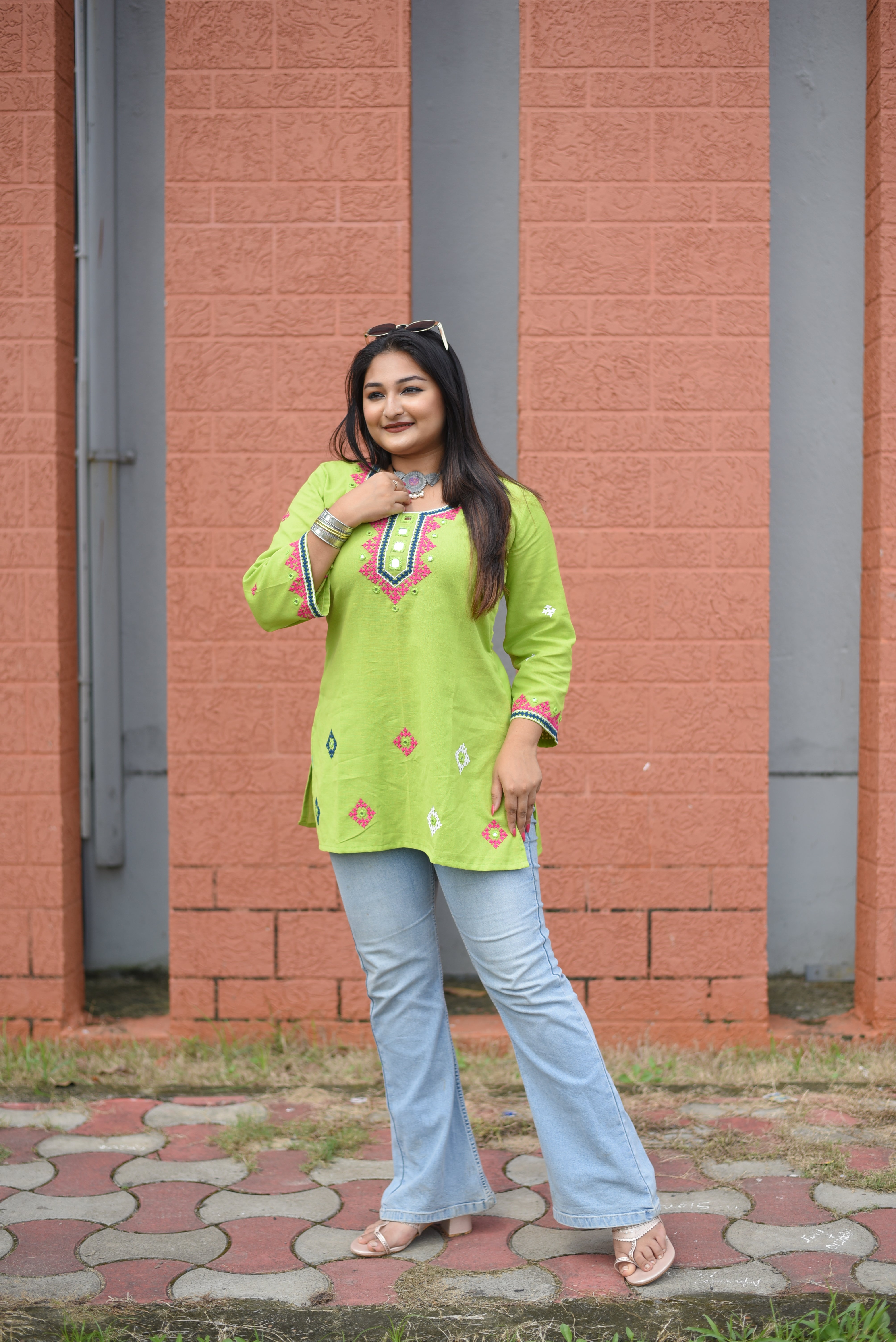 Green Color Kutch Hand Embroidered Mirror Work Kurta