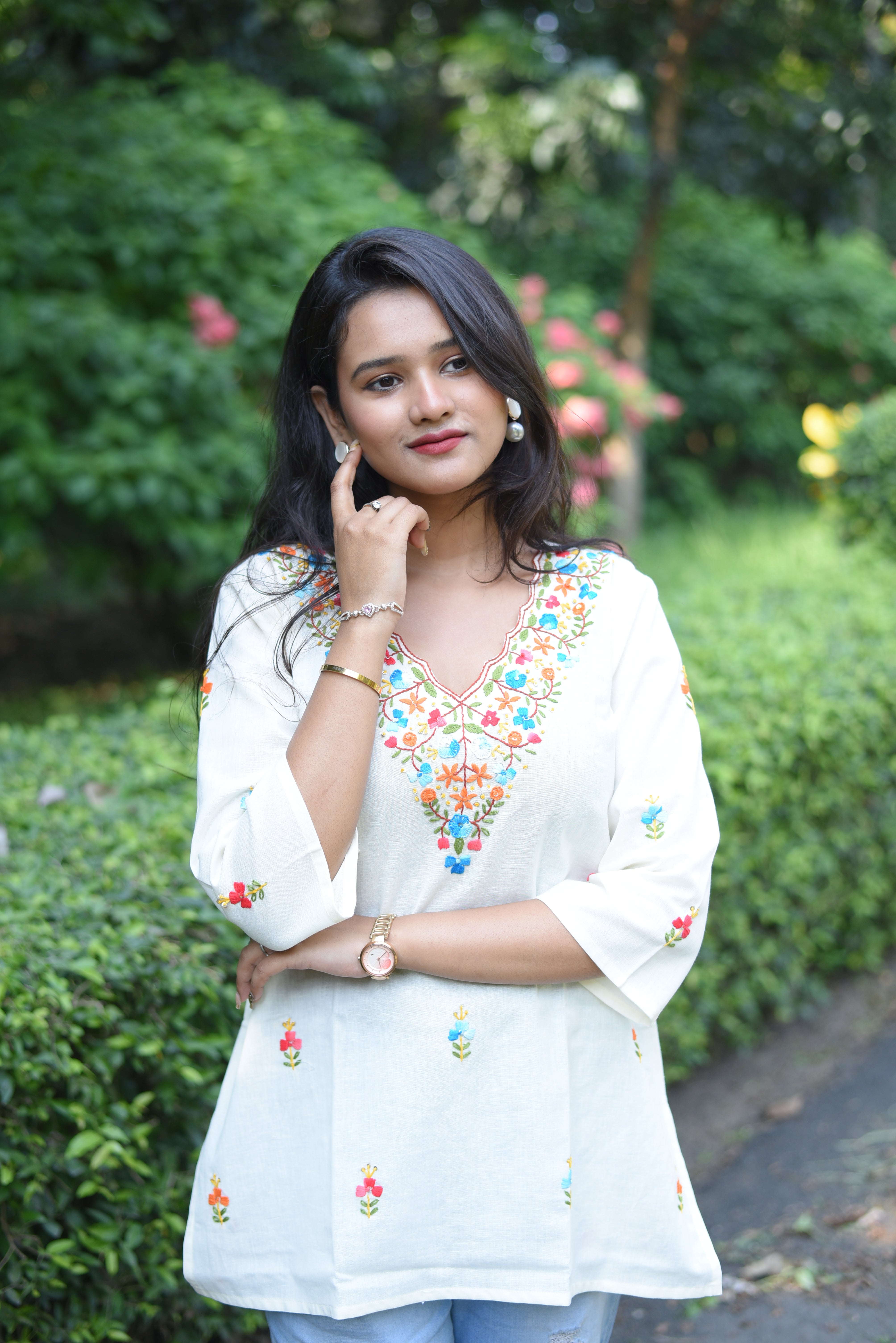 Hand Embroidered Off White Cotton Kurti