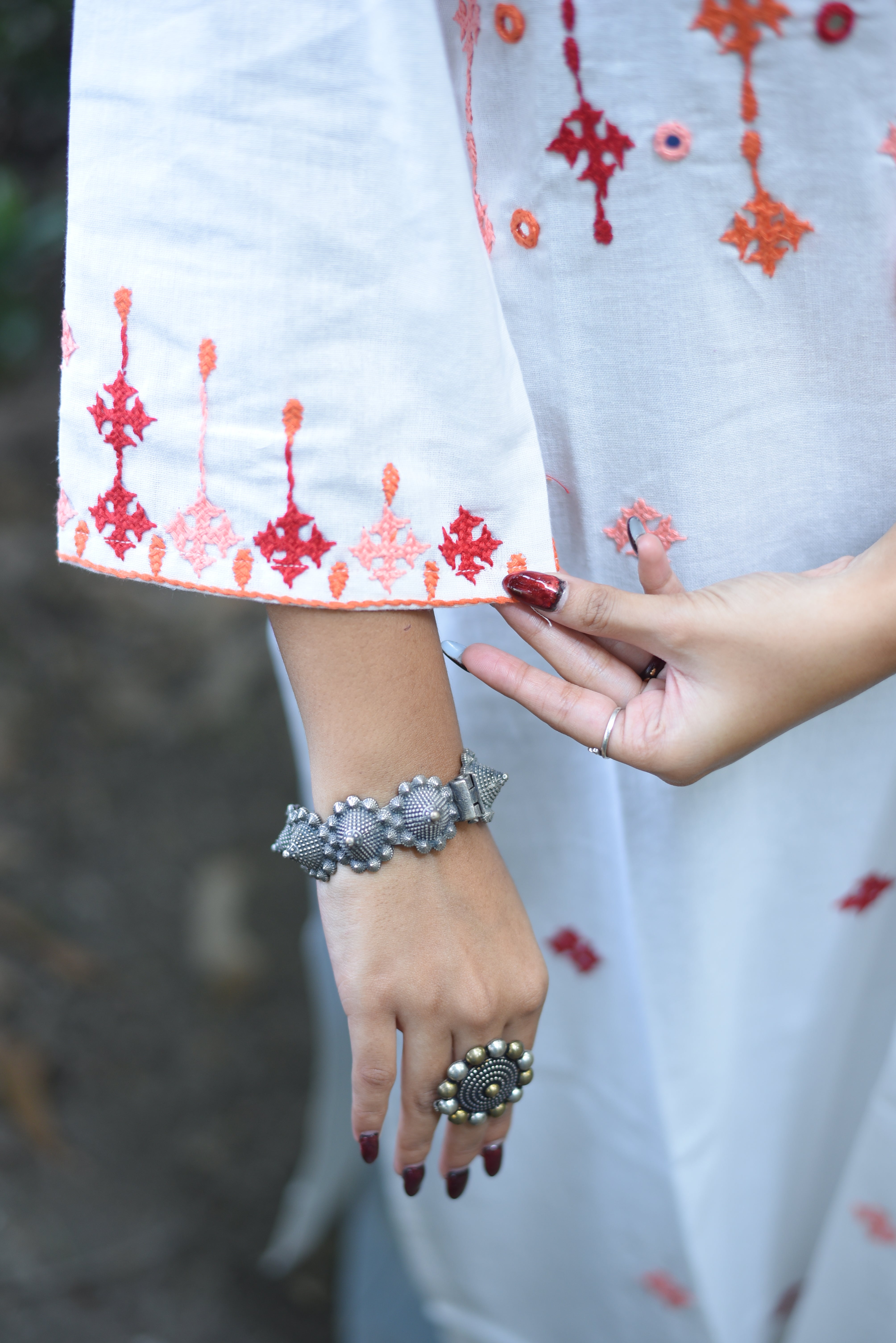 Off White Hand Kutch Embroidered Cotton Kurta