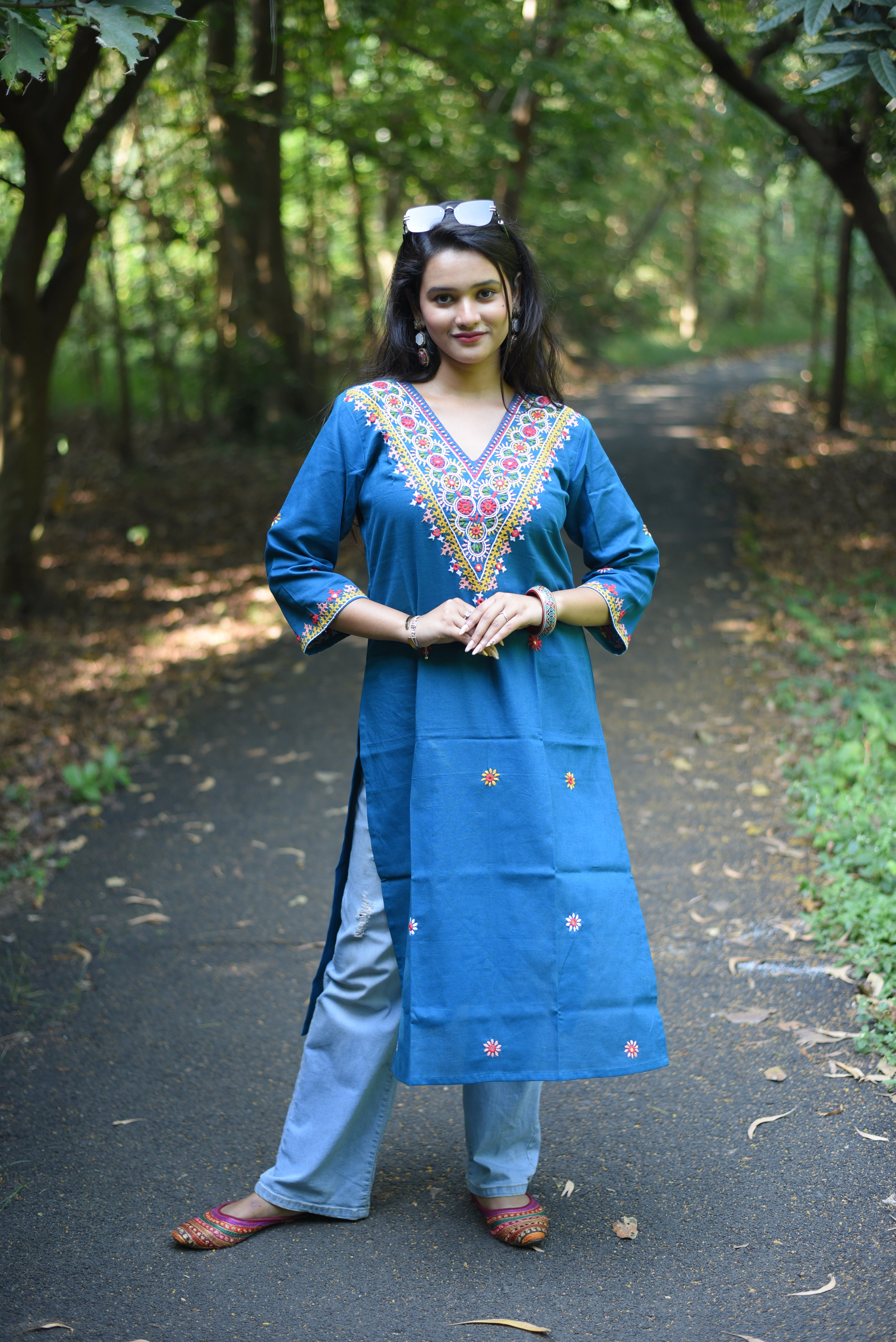 Turquise V Nack Kutch Embroidered Cotton Kurta