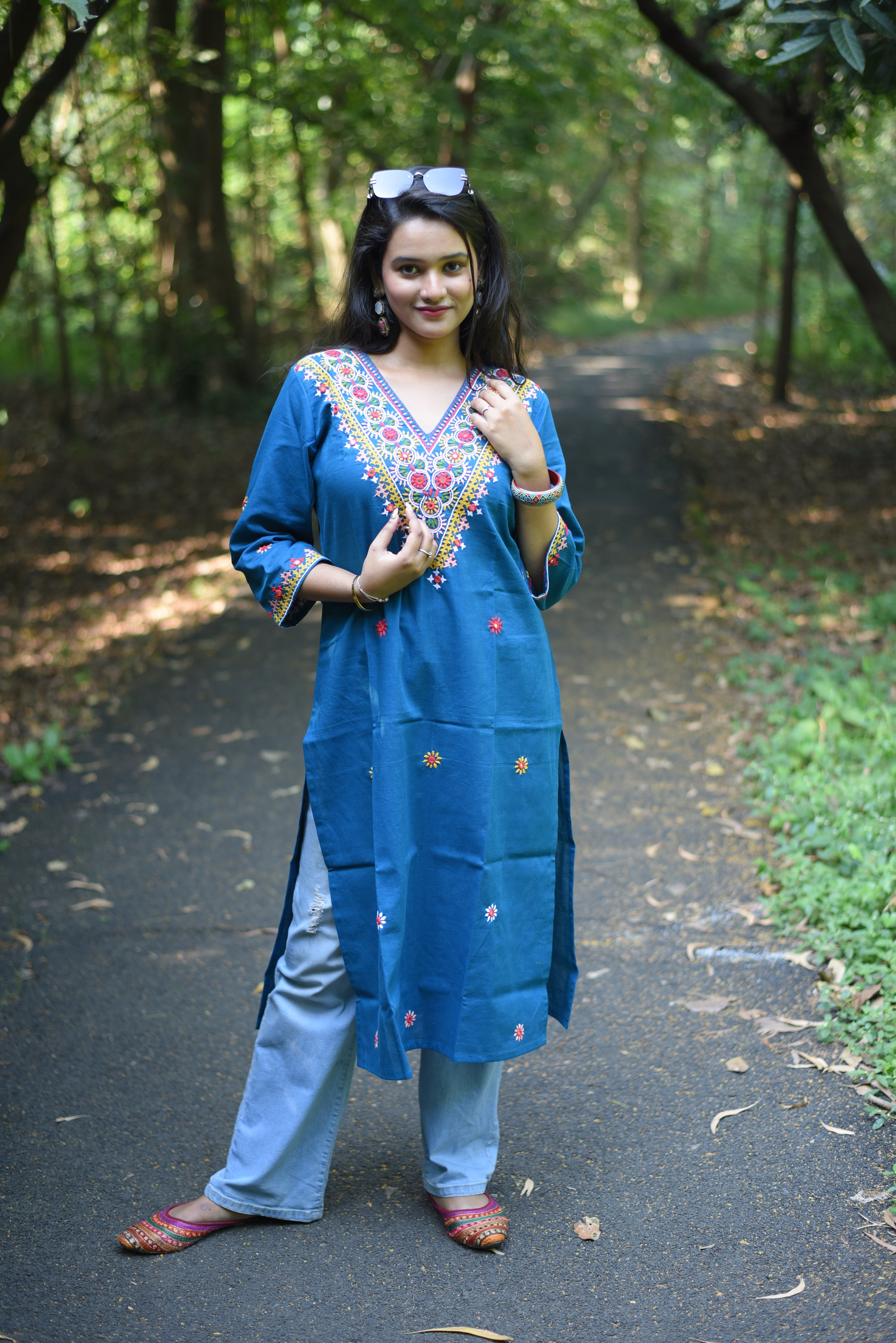 Turquise V Nack Kutch Embroidered Cotton Kurta