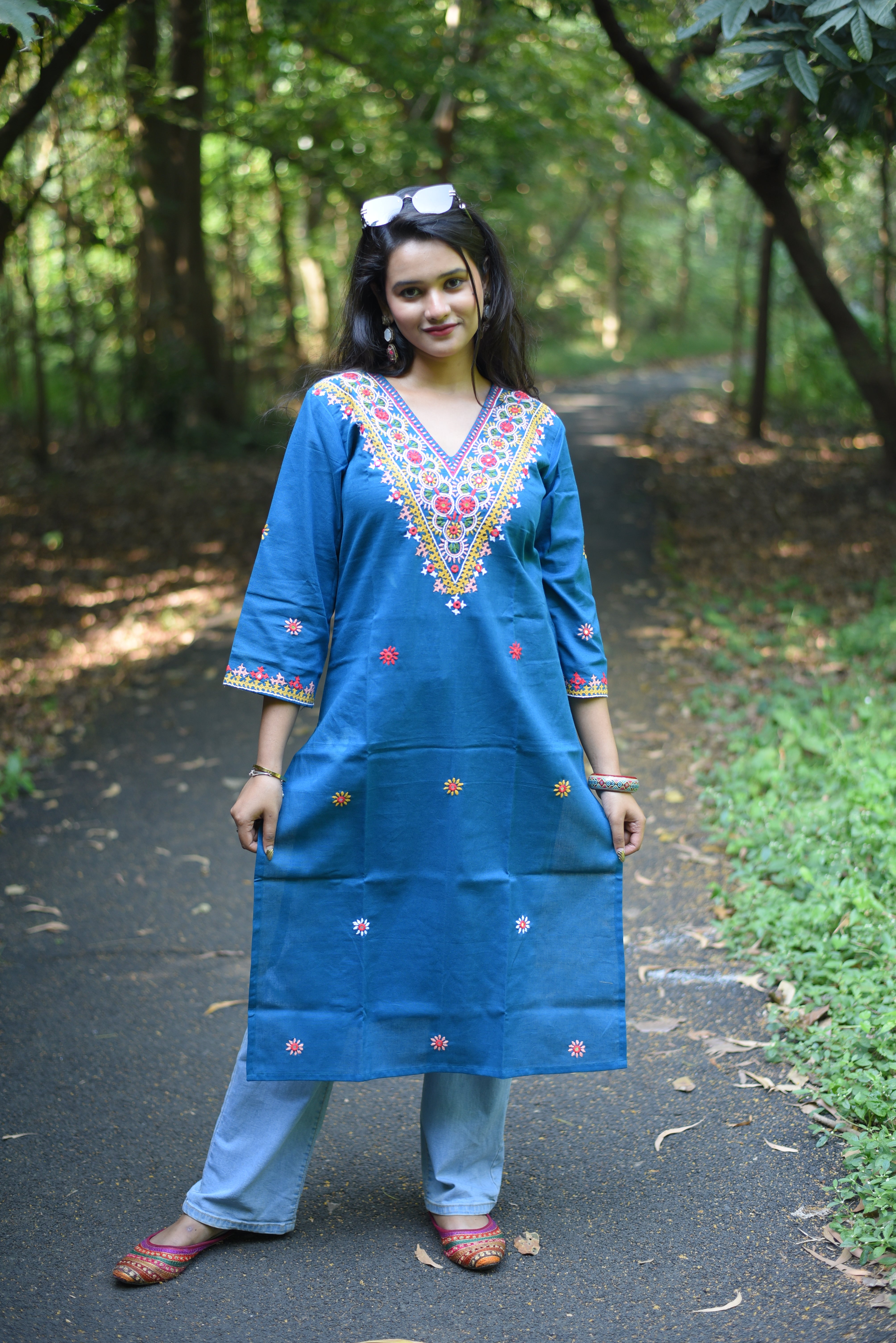 Turquise V Nack Kutch Embroidered Cotton Kurta