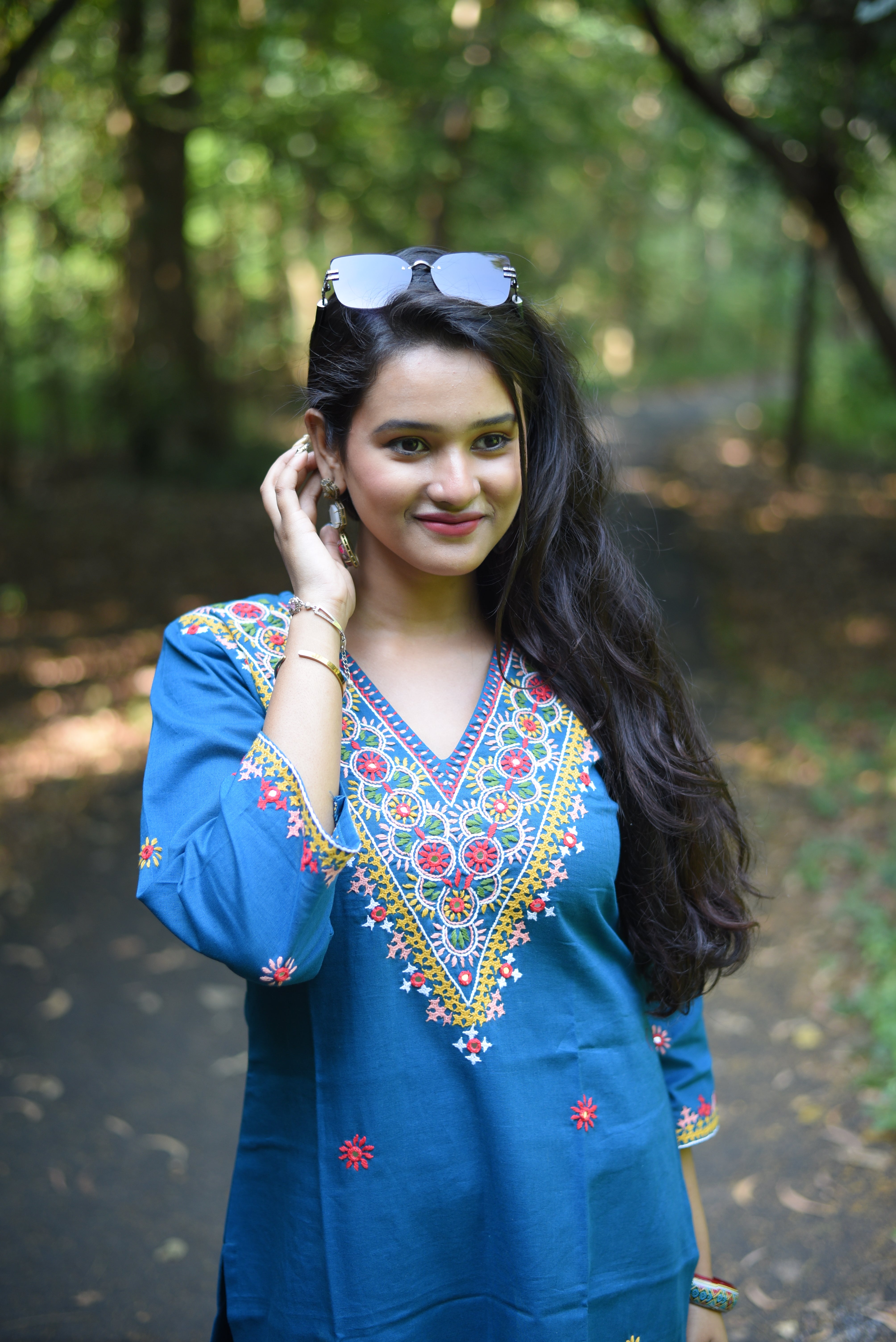 Turquise V Nack Kutch Embroidered Cotton Kurta