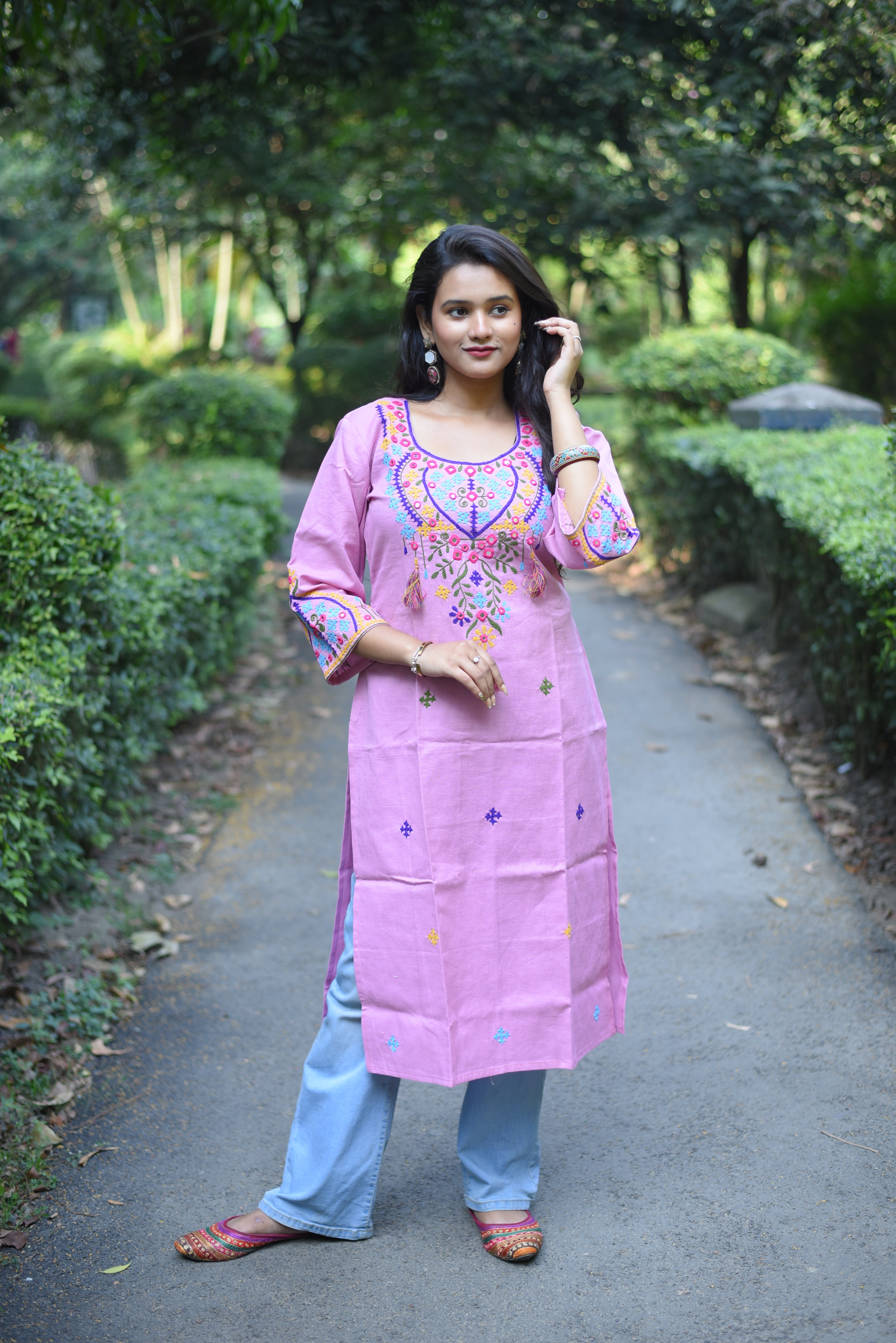 Pink Kutch Embroidery With Mirror Work Cotton Kurta