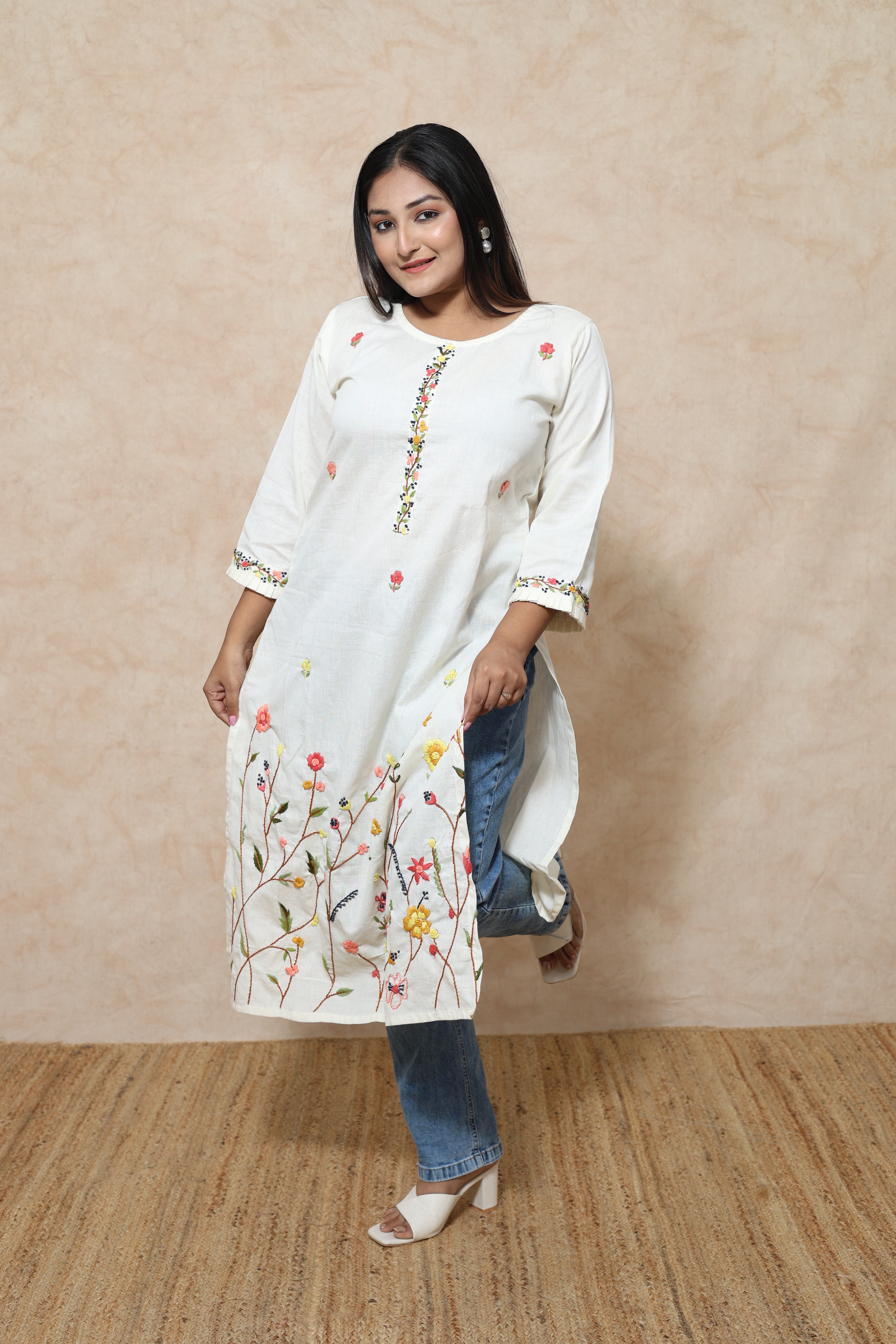 White Color Hand Embroidery Cotton Kurta