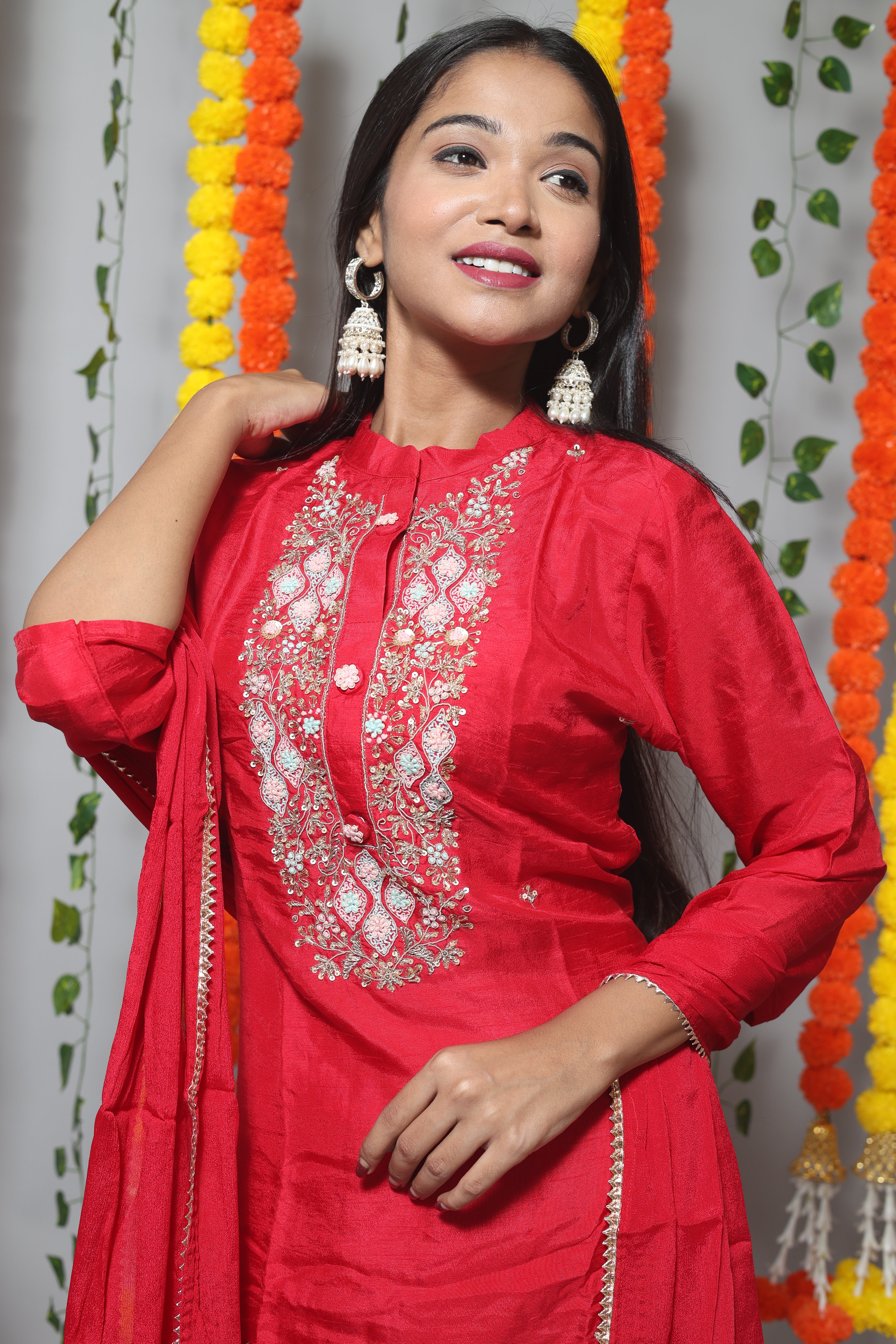 Red Handwork Dola Silk Suit Set
