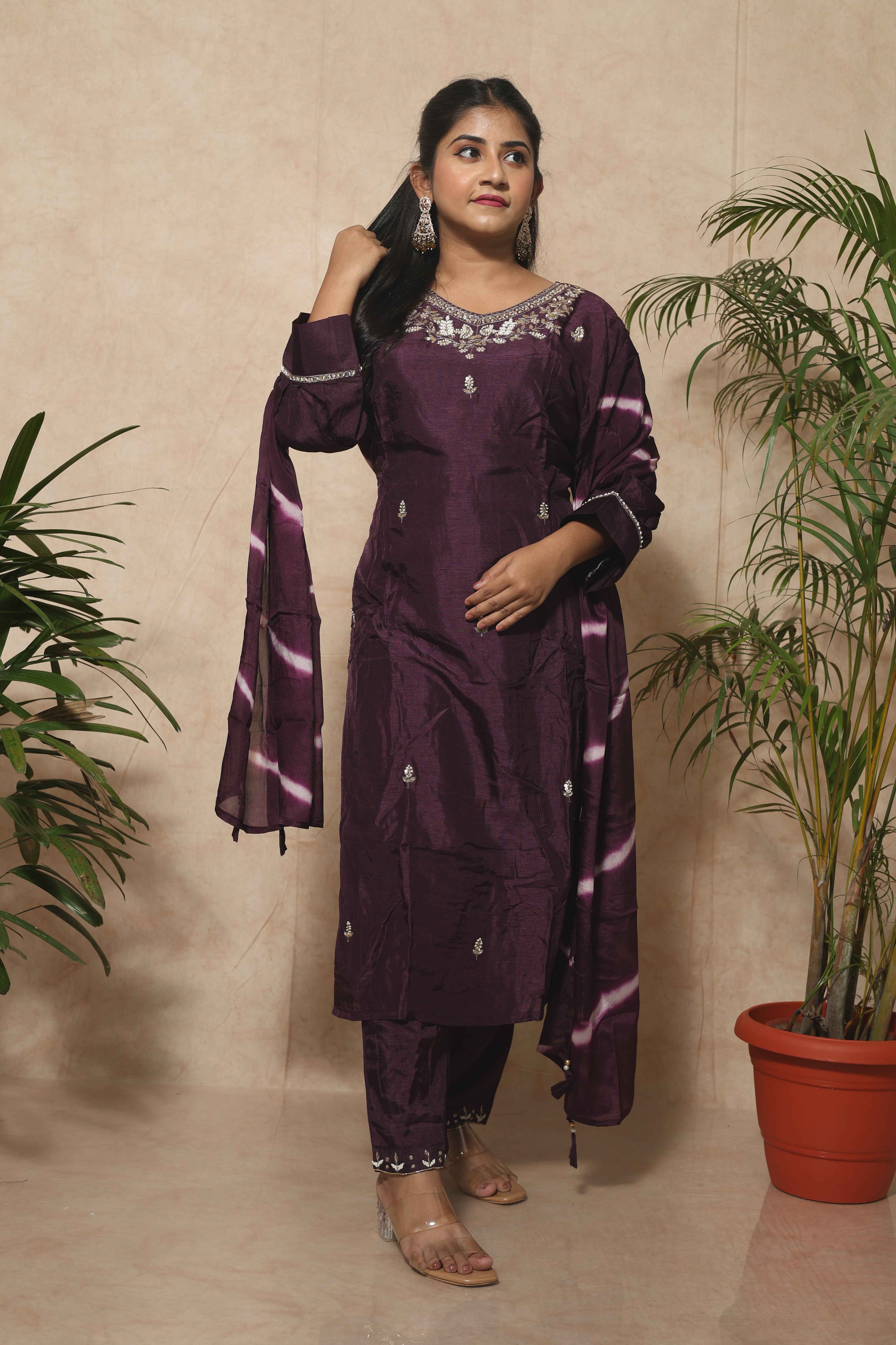 Dola Silk Handwork Suit Set Dark Plum