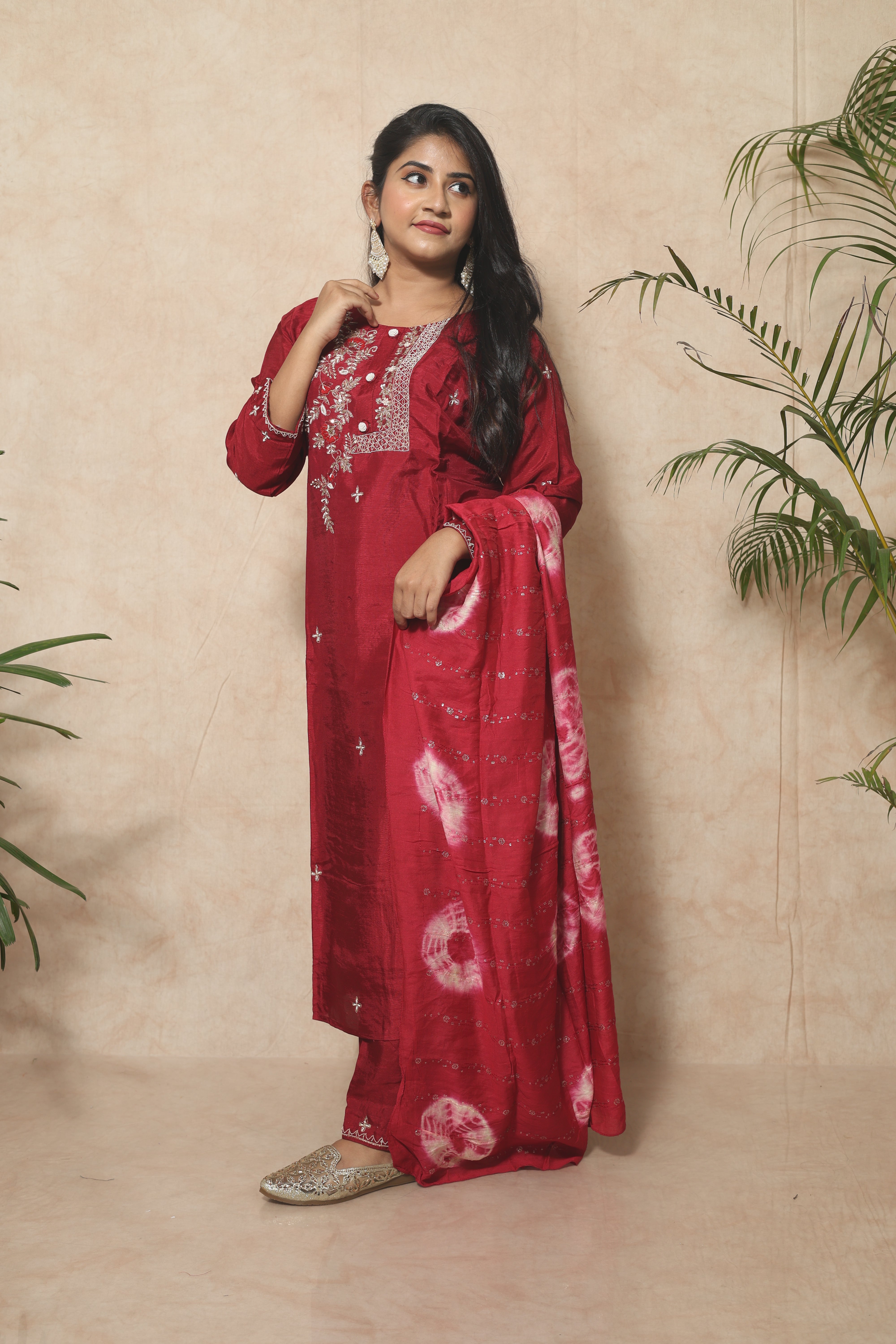 Red Dola Silk Handwork Suit Set