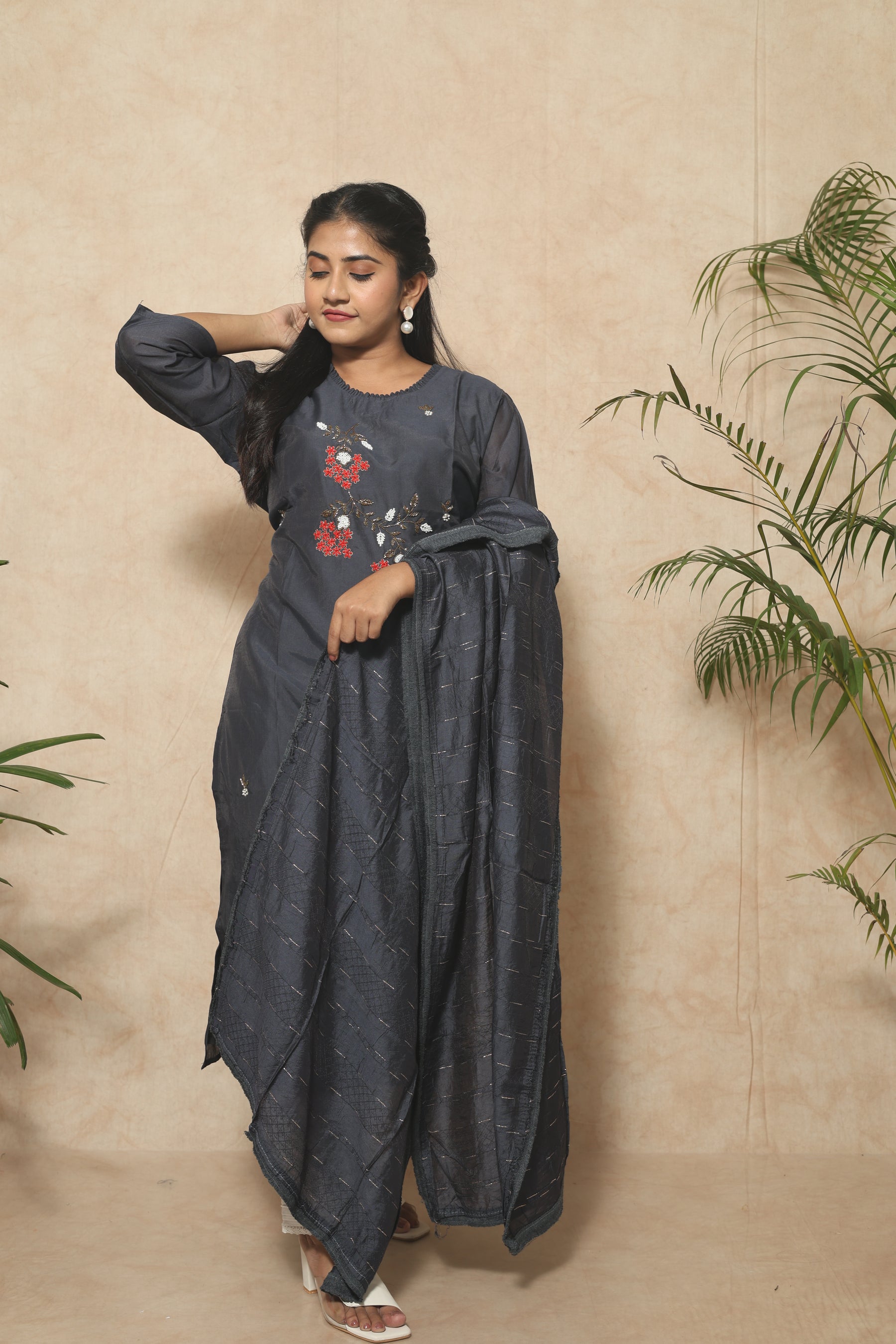 Office Wear Dresses, Tops & Kurtis for Women | Chicly – chicly