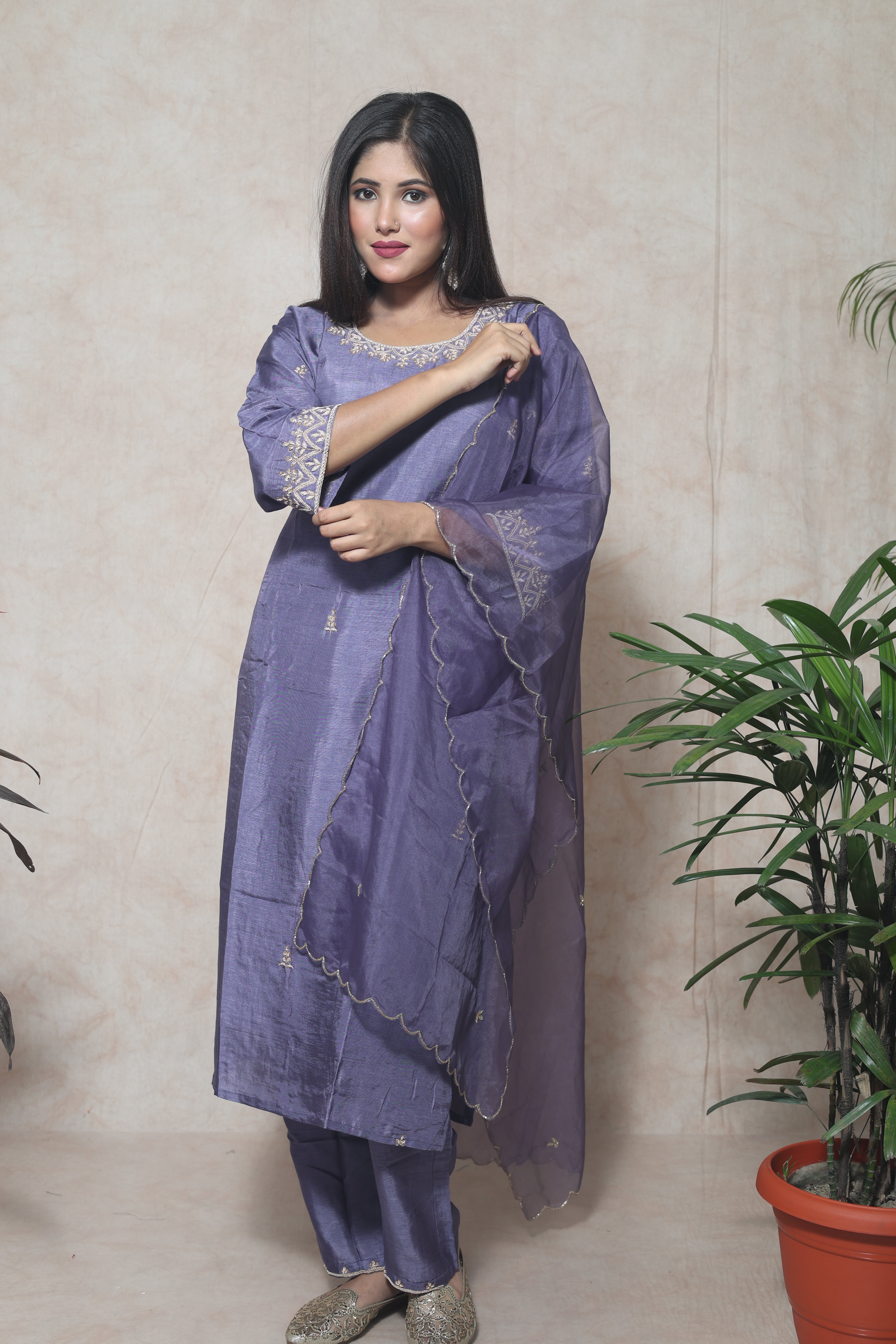 Lavender Color Dola Silk Handwork Suit Set