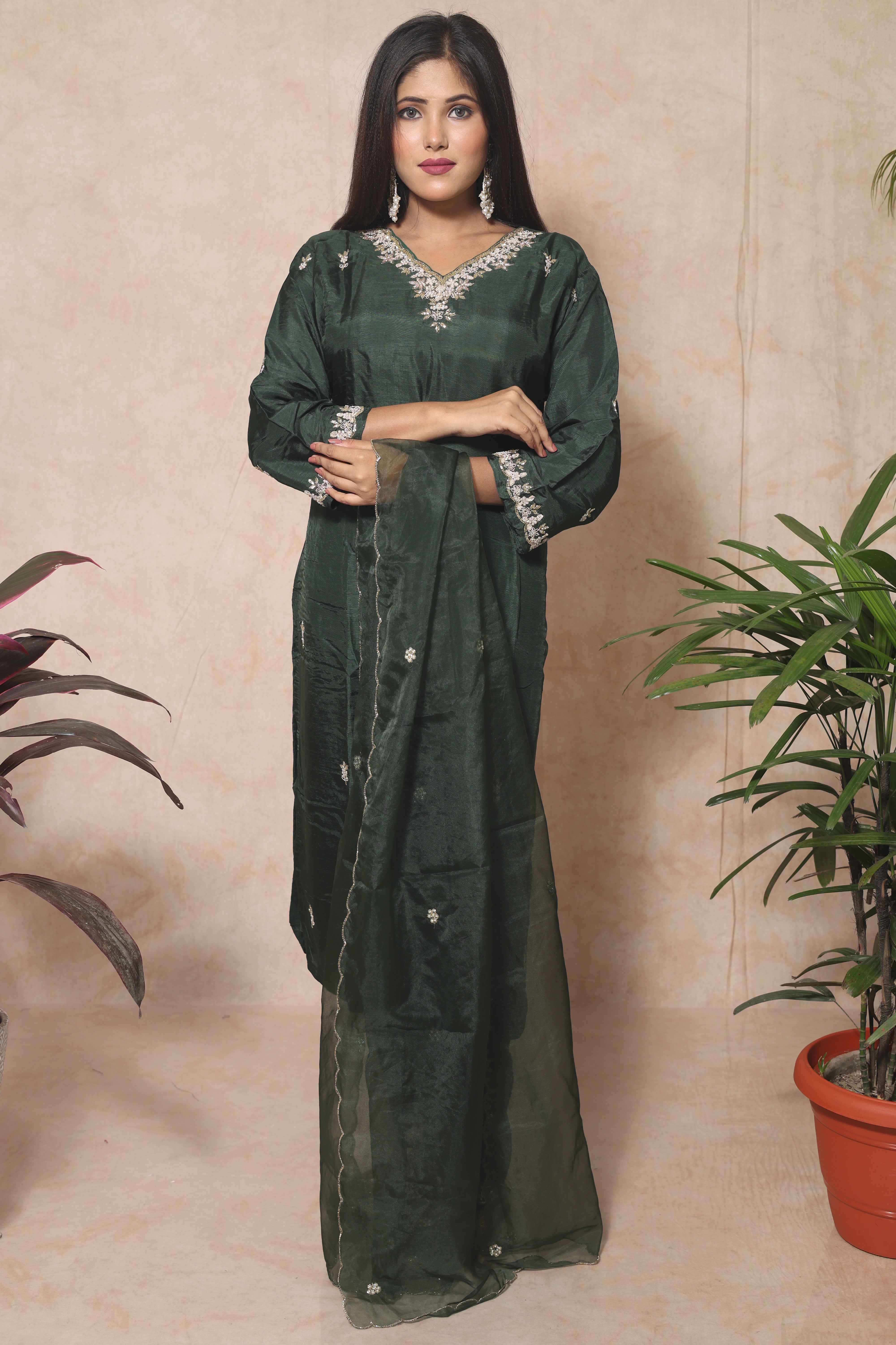 Handwork Dola Silk Green Suit Set