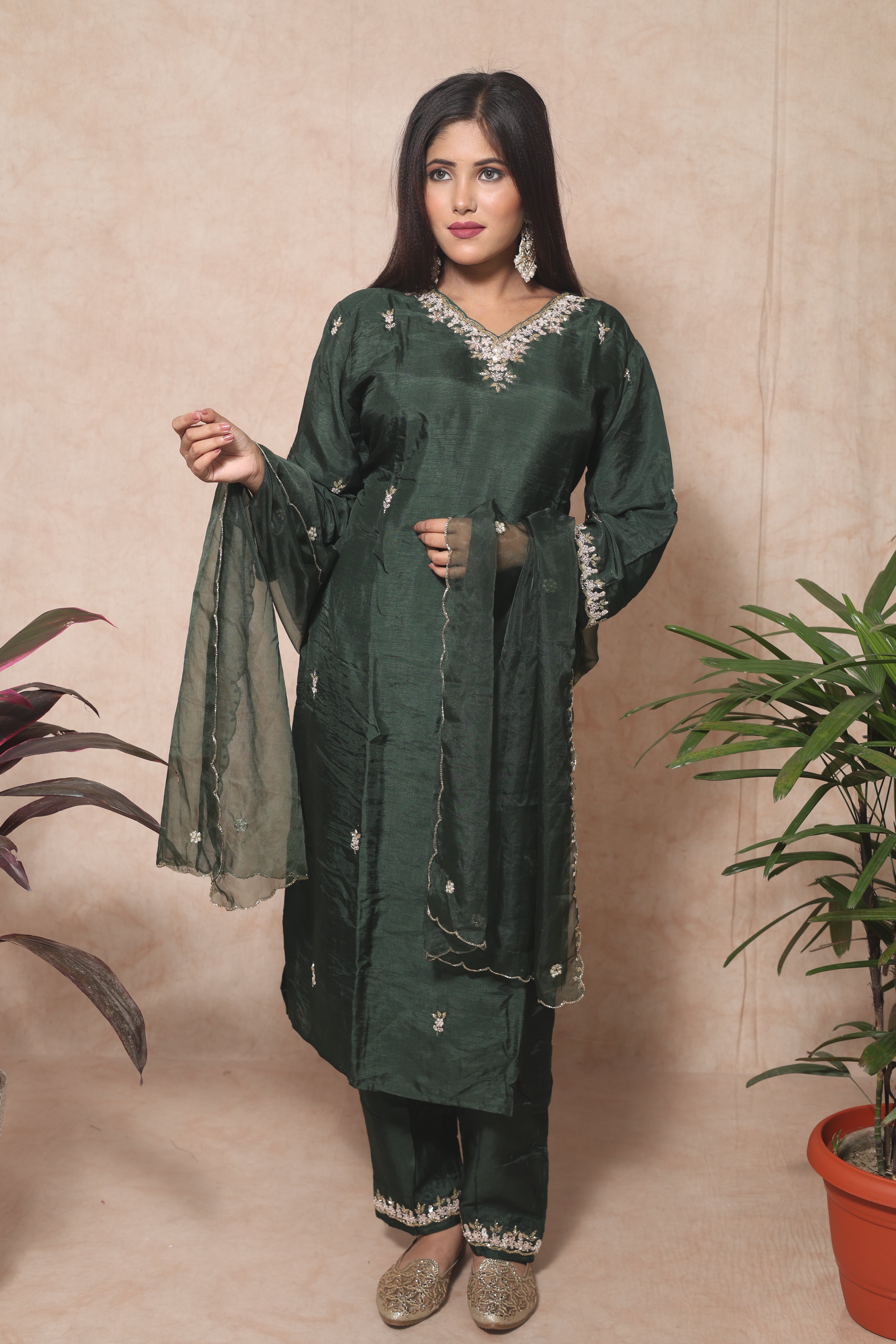 Handwork Dola Silk Green Suit Set