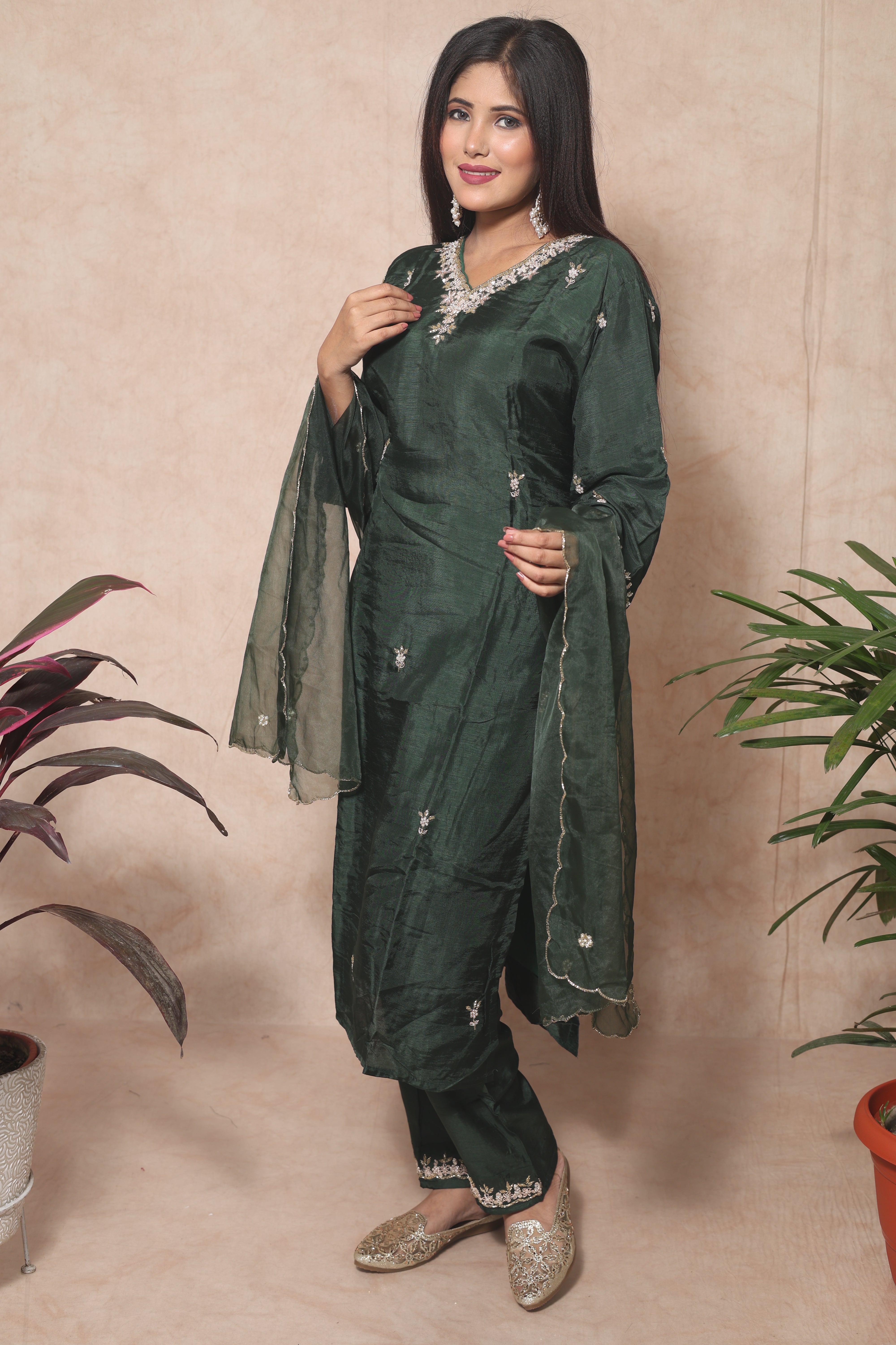 Handwork Dola Silk Green Suit Set