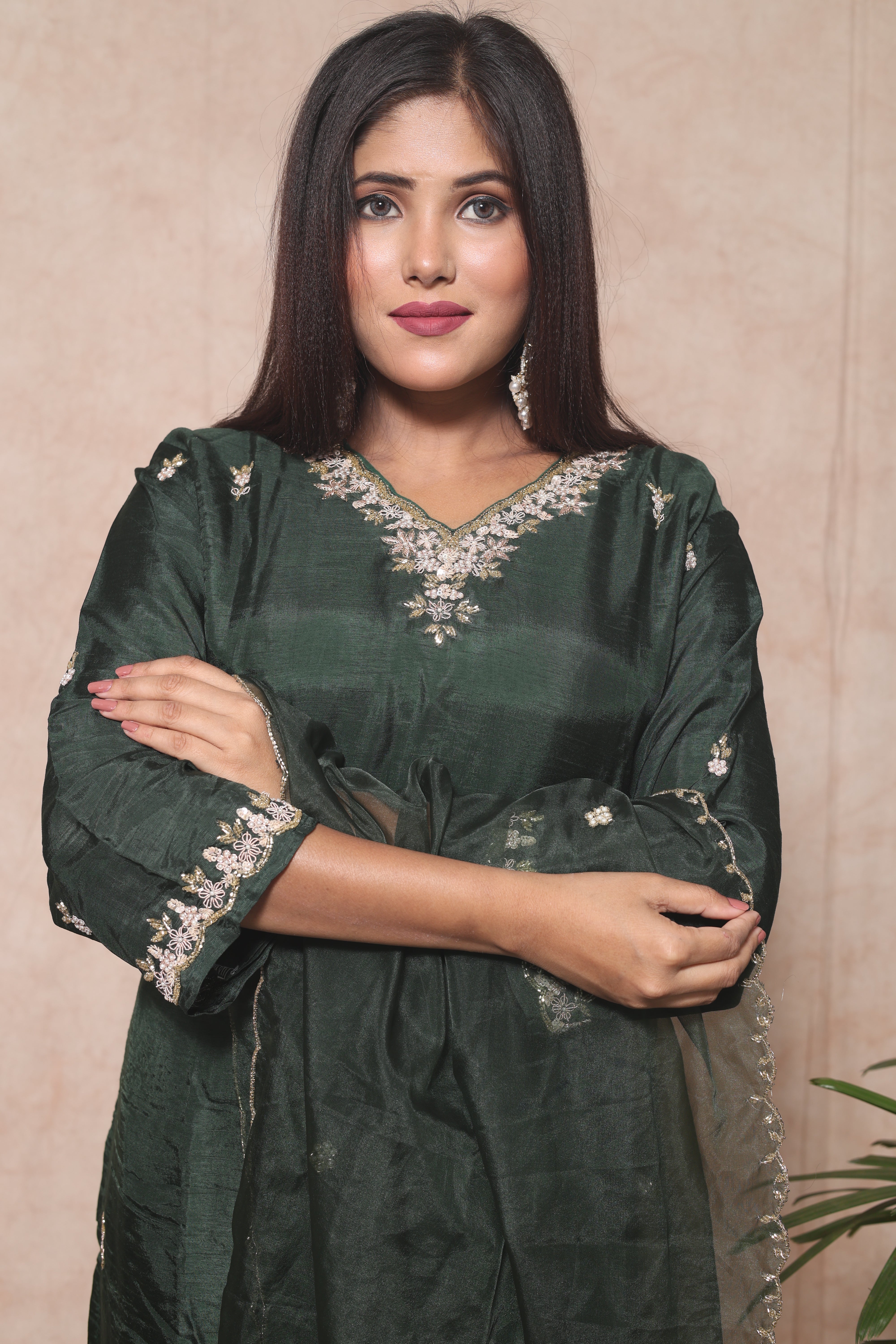 Handwork Dola Silk Green Suit Set