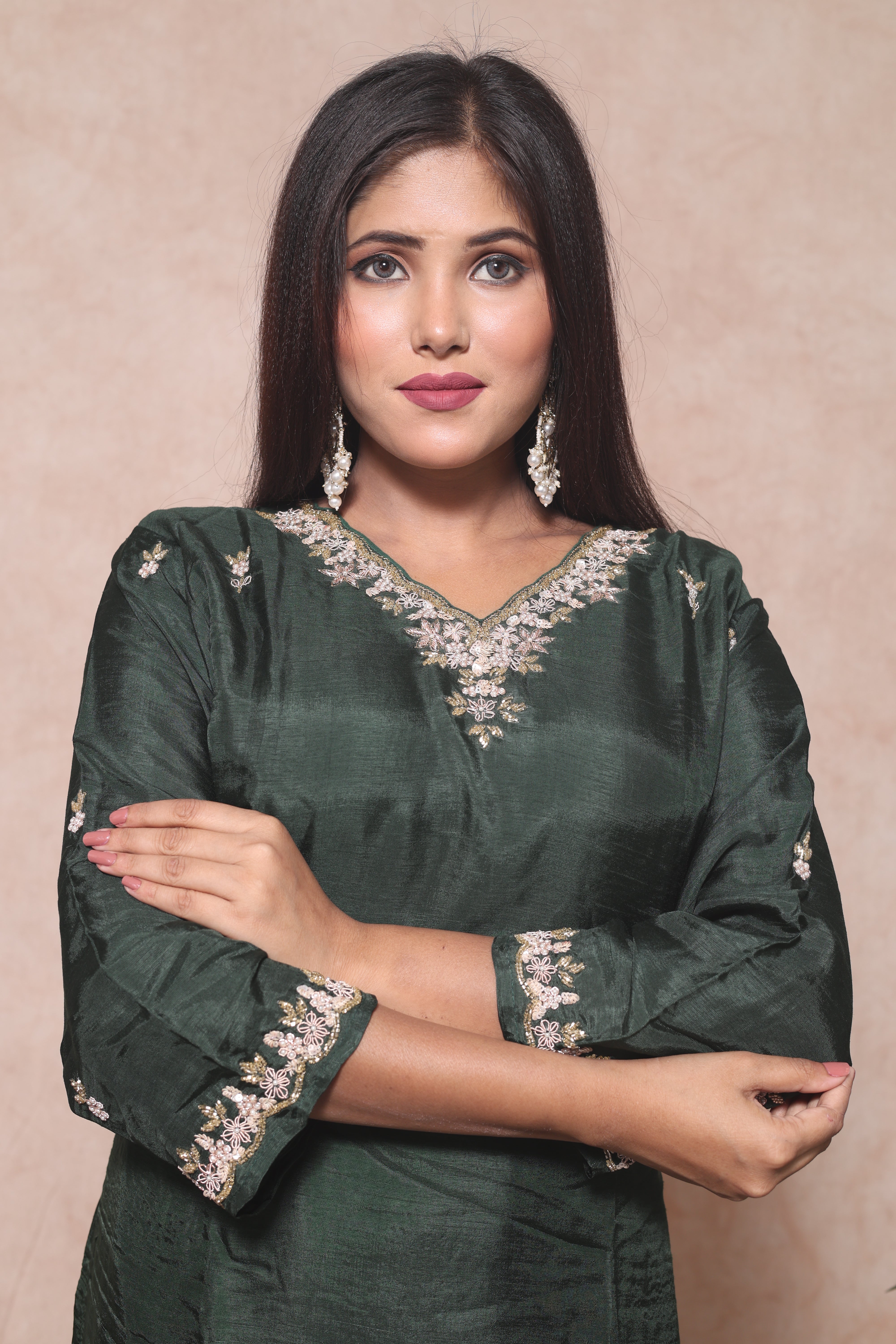 Handwork Dola Silk Green Suit Set