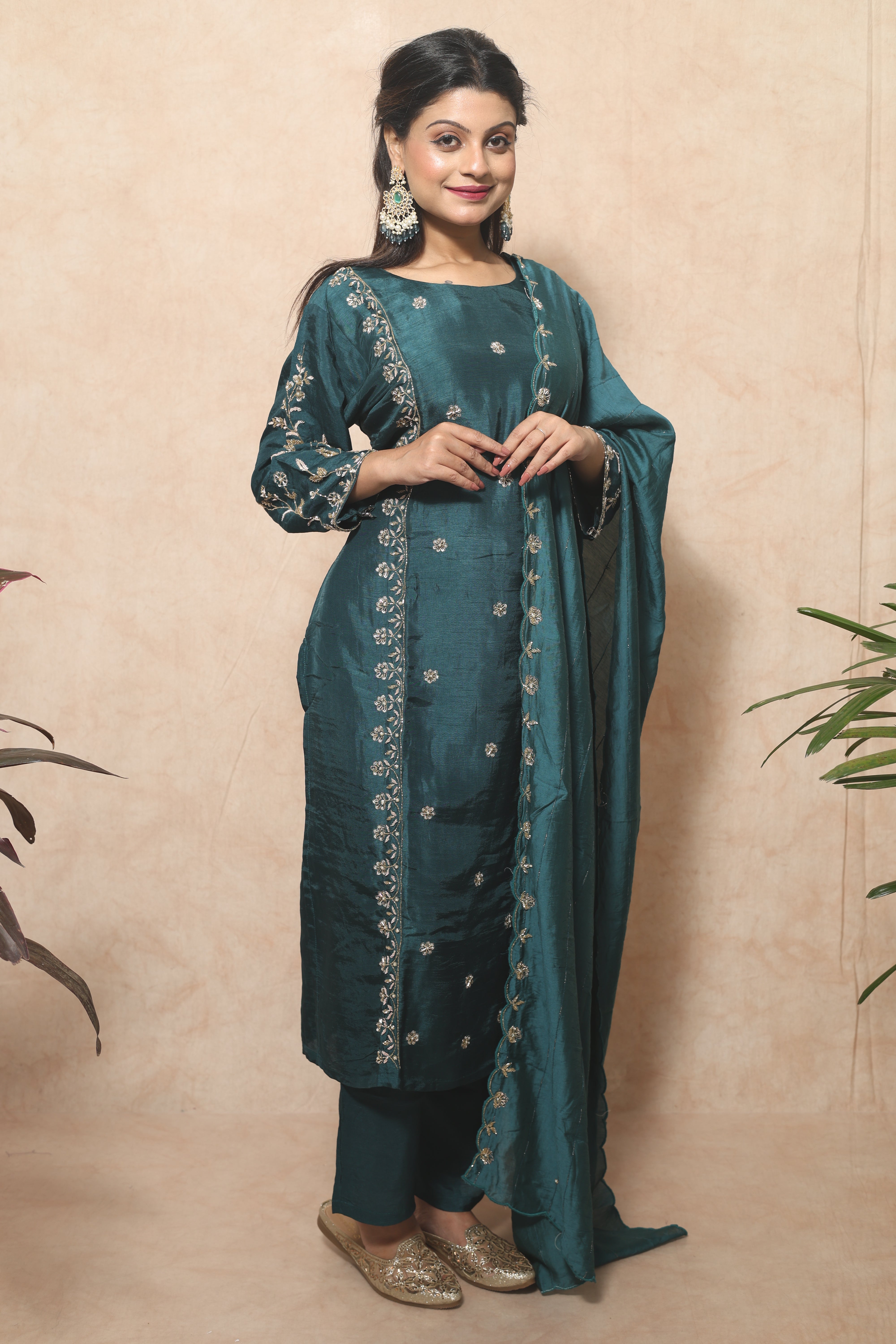 Peacock Green Color Handwork Dola Silk Suit Set