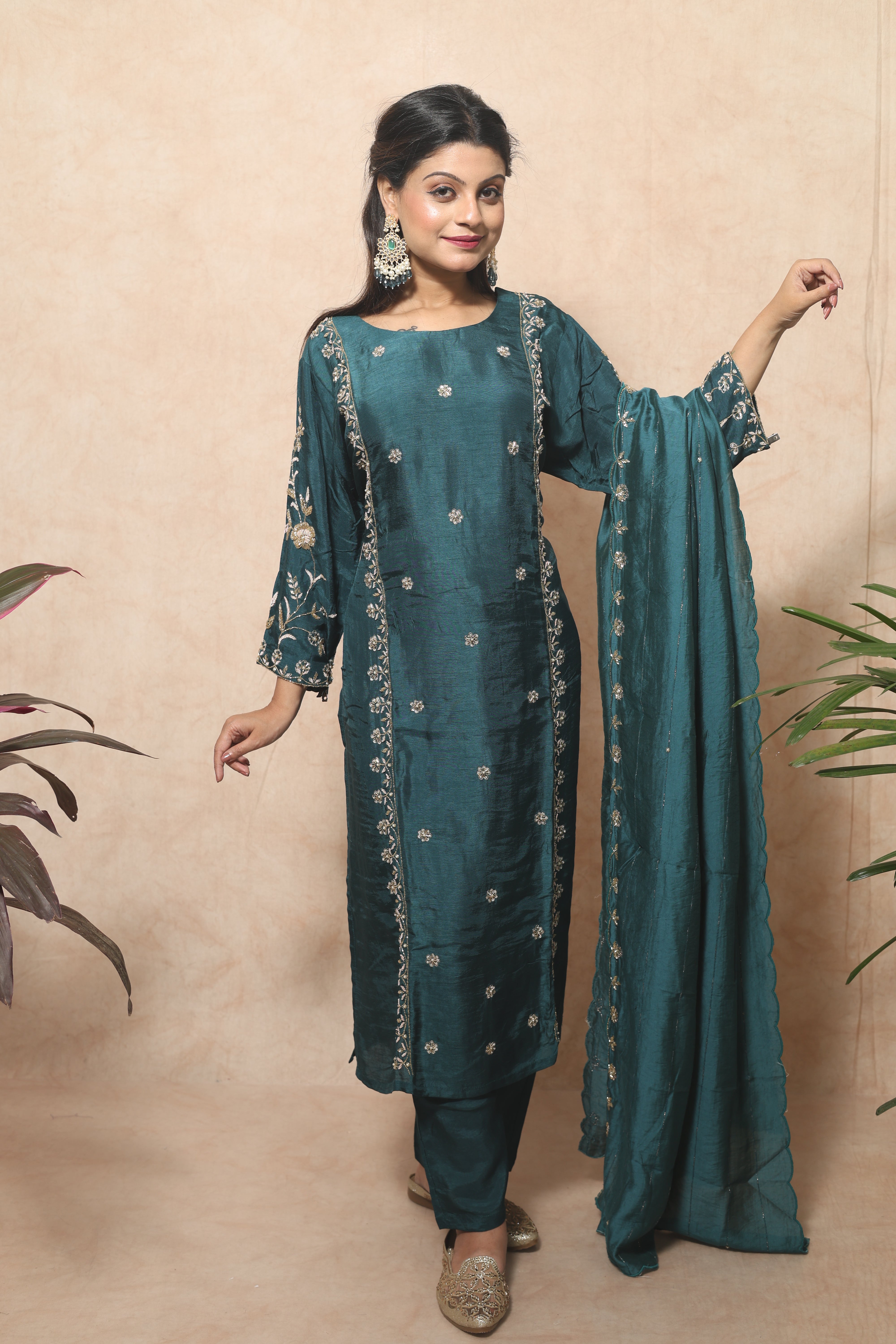 Peacock Green Color Handwork Dola Silk Suit Set
