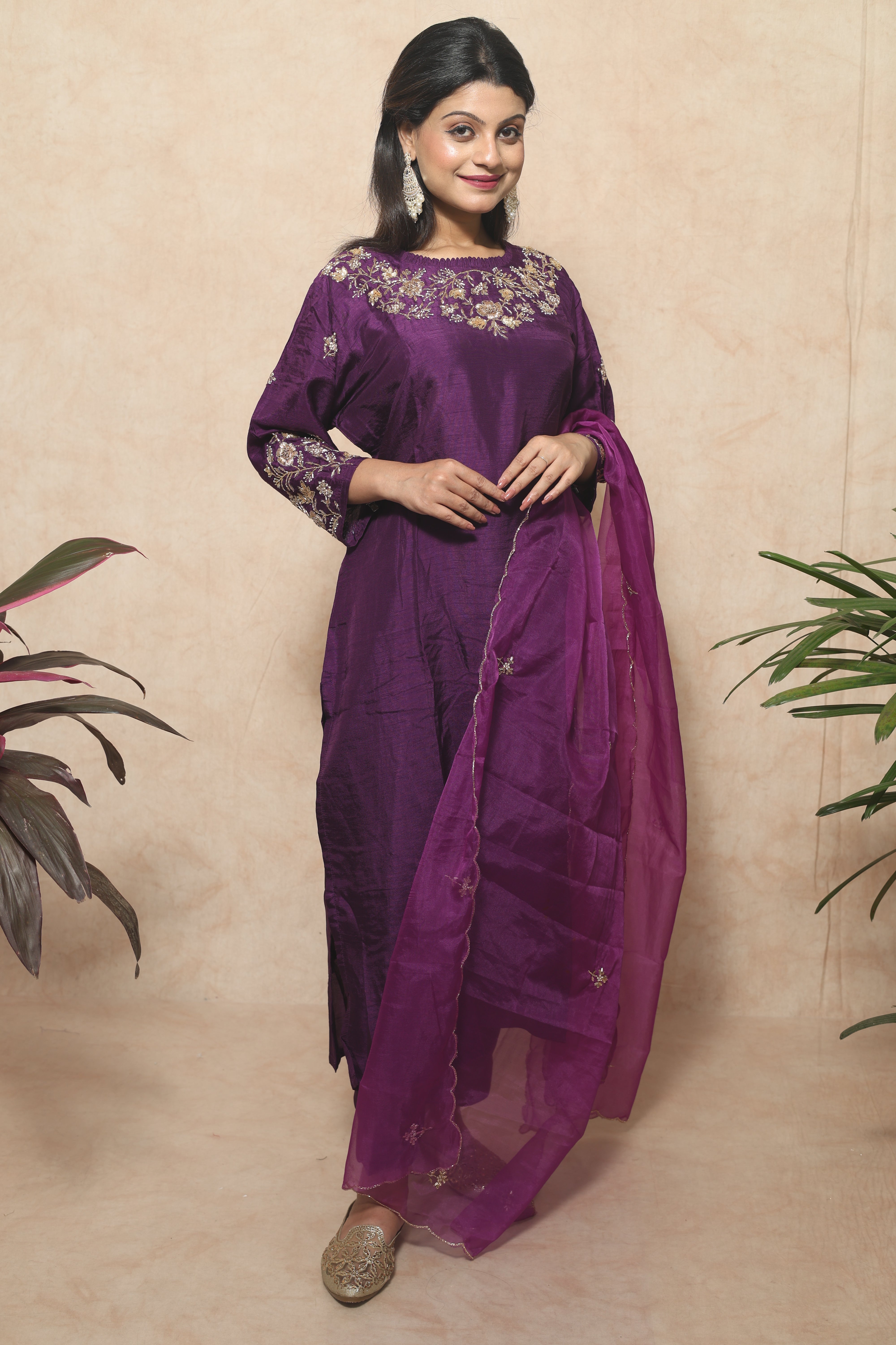 Purple color dola silk suit set featuring exquisite handwork