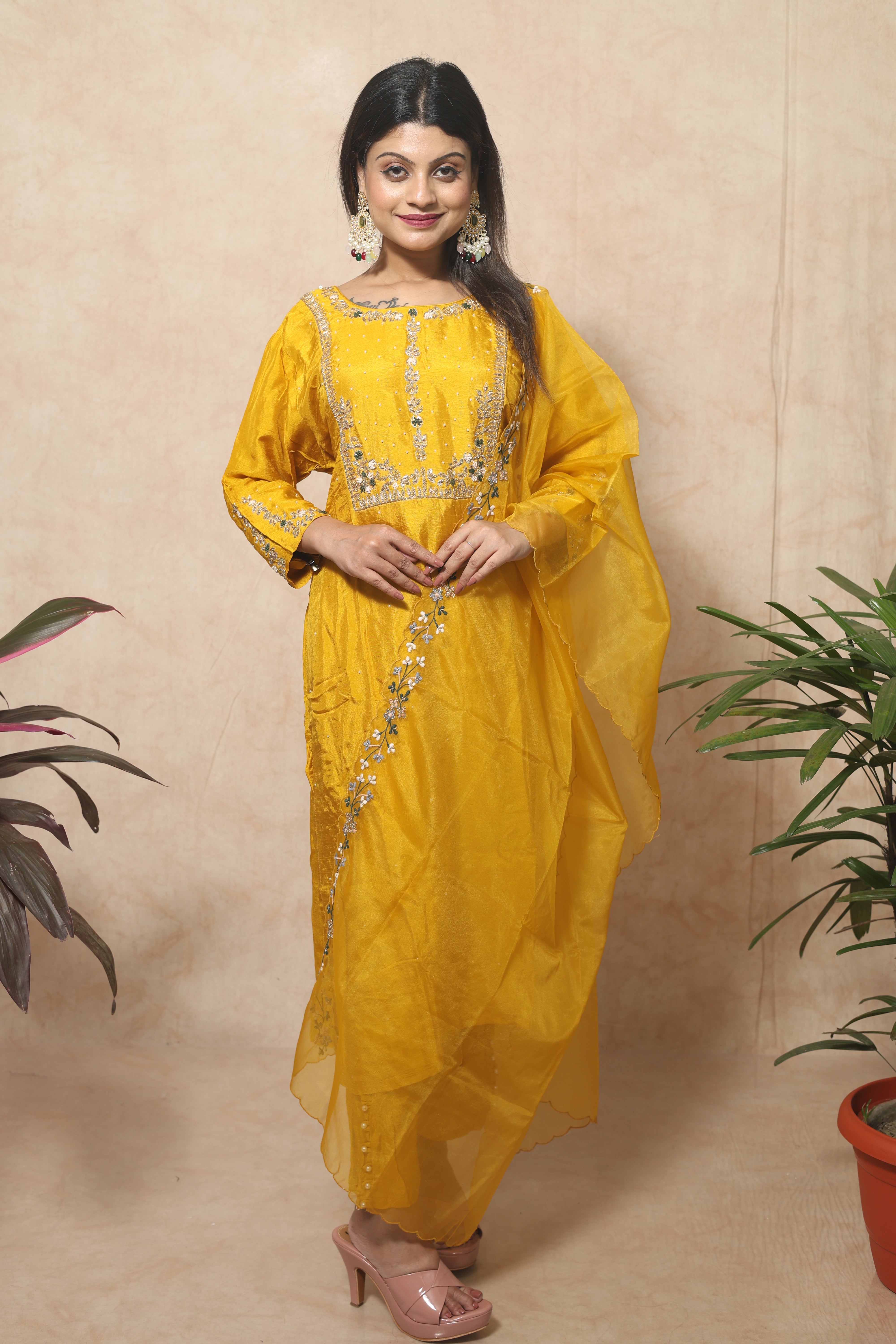 Dola Silk Hand Hand Embroidery Yellow Suit Set