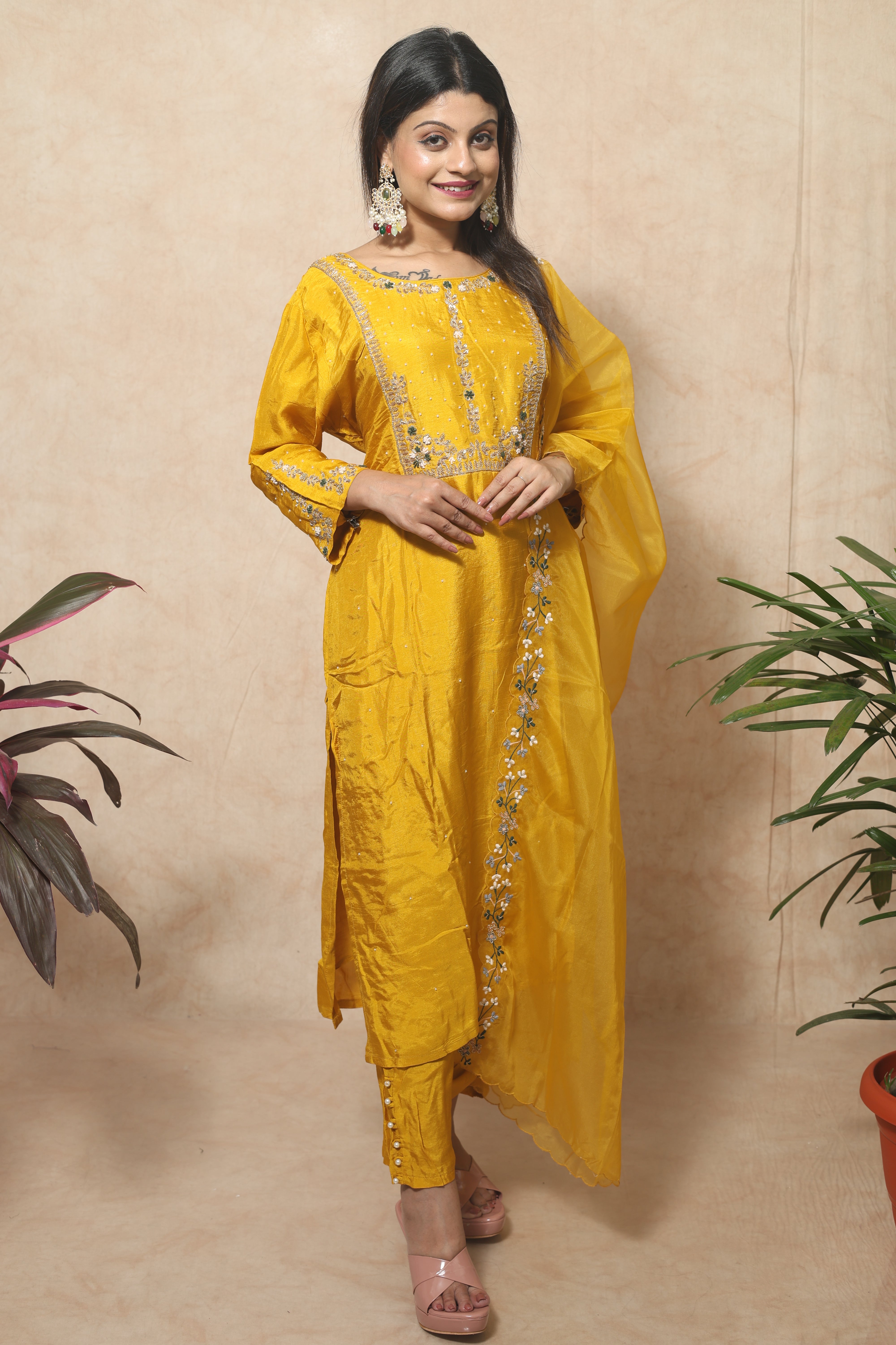 Dola Silk Hand Hand Embroidery Yellow Suit Set