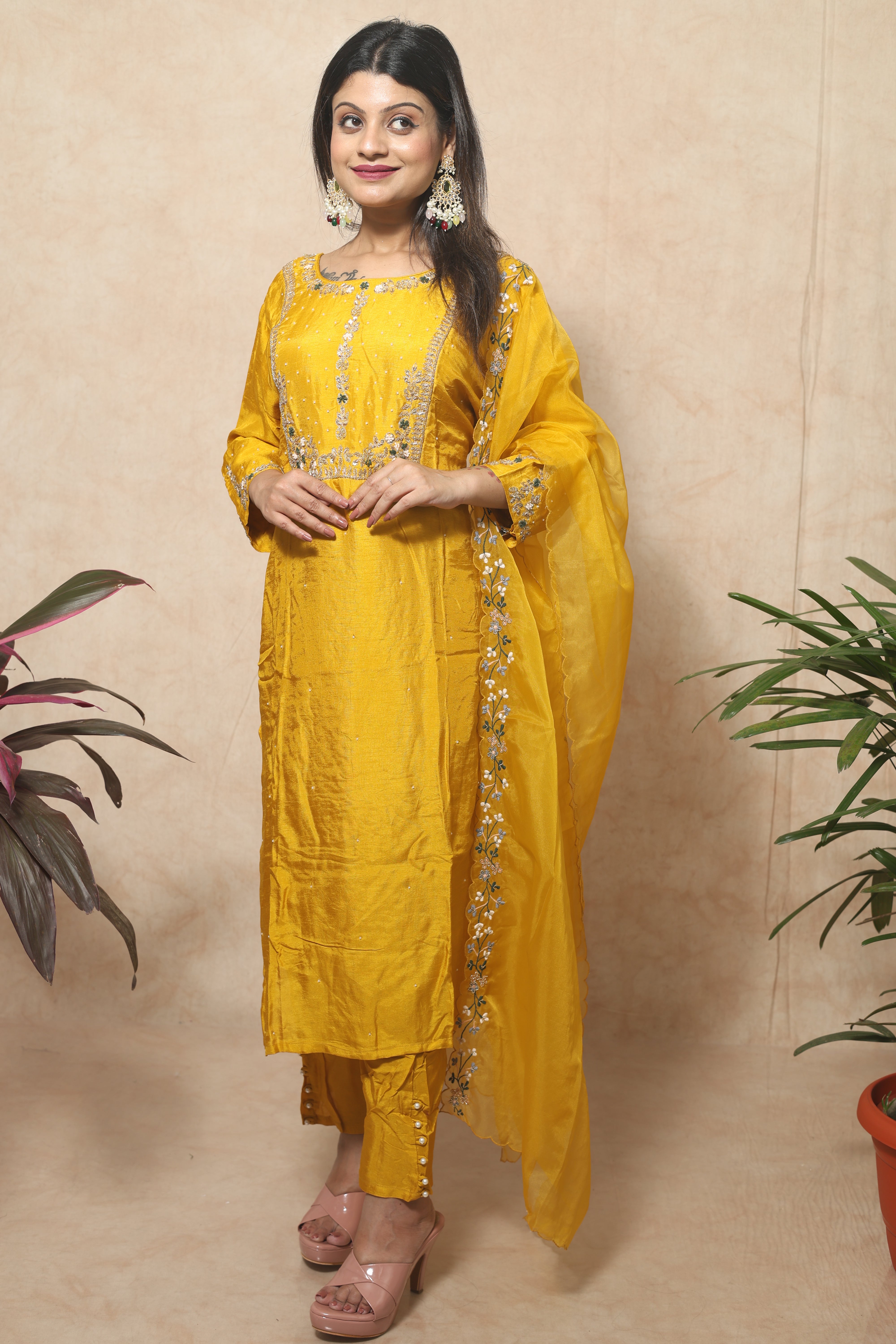 Dola Silk Hand Hand Embroidery Yellow Suit Set