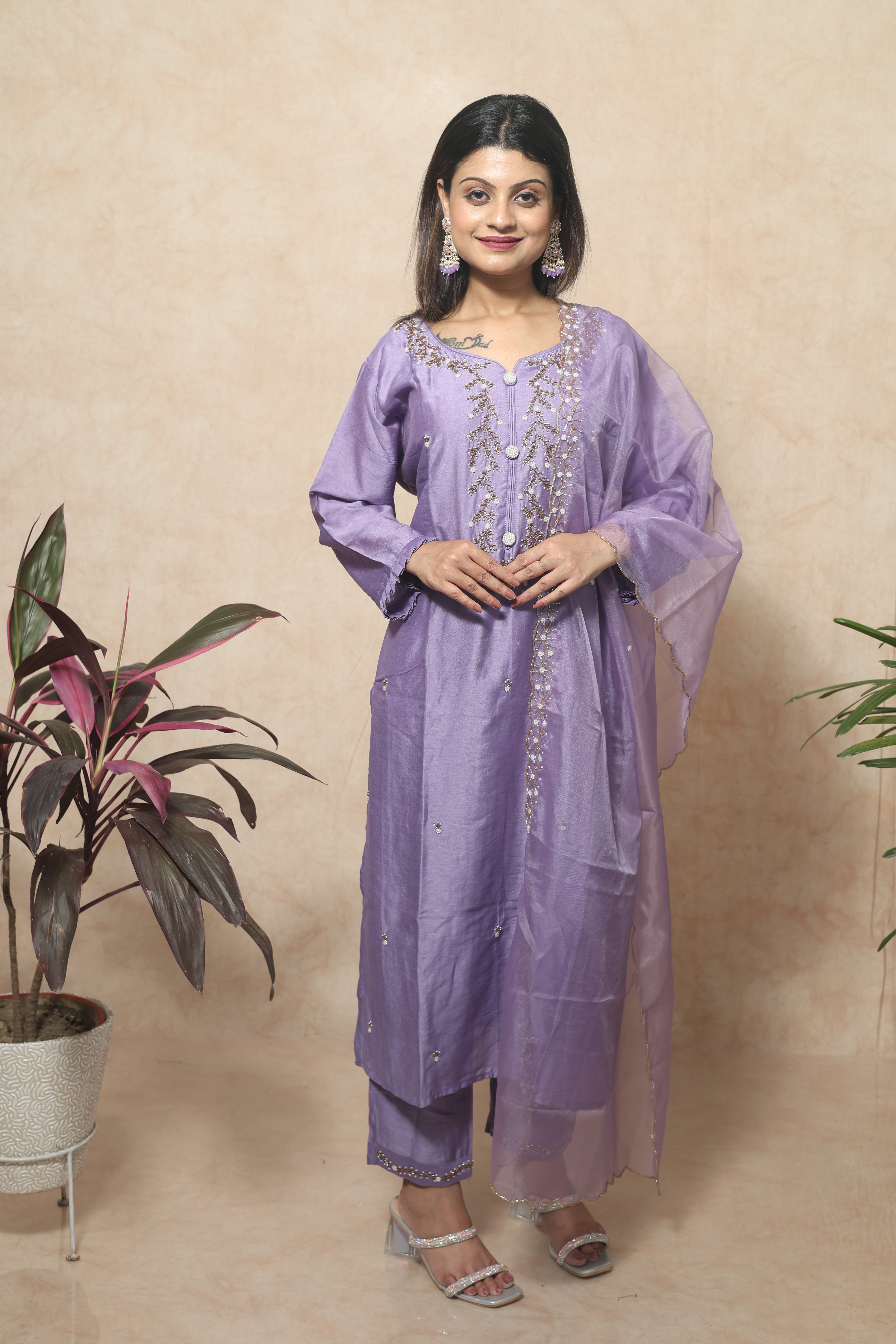 Lavender Color Dola Silk Hand Embroidery Suit Set