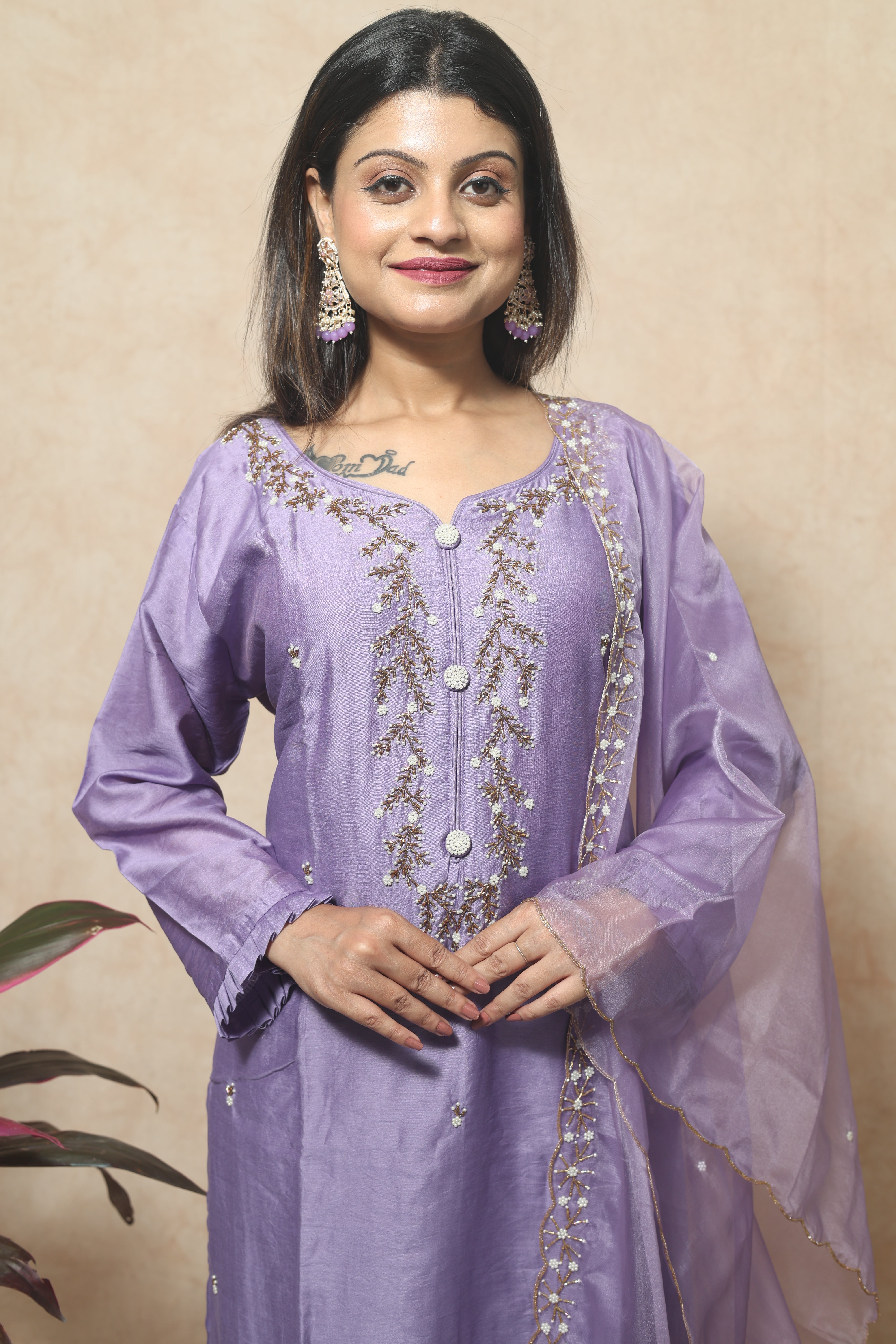 Lavender Color Dola Silk Hand Embroidery Suit Set