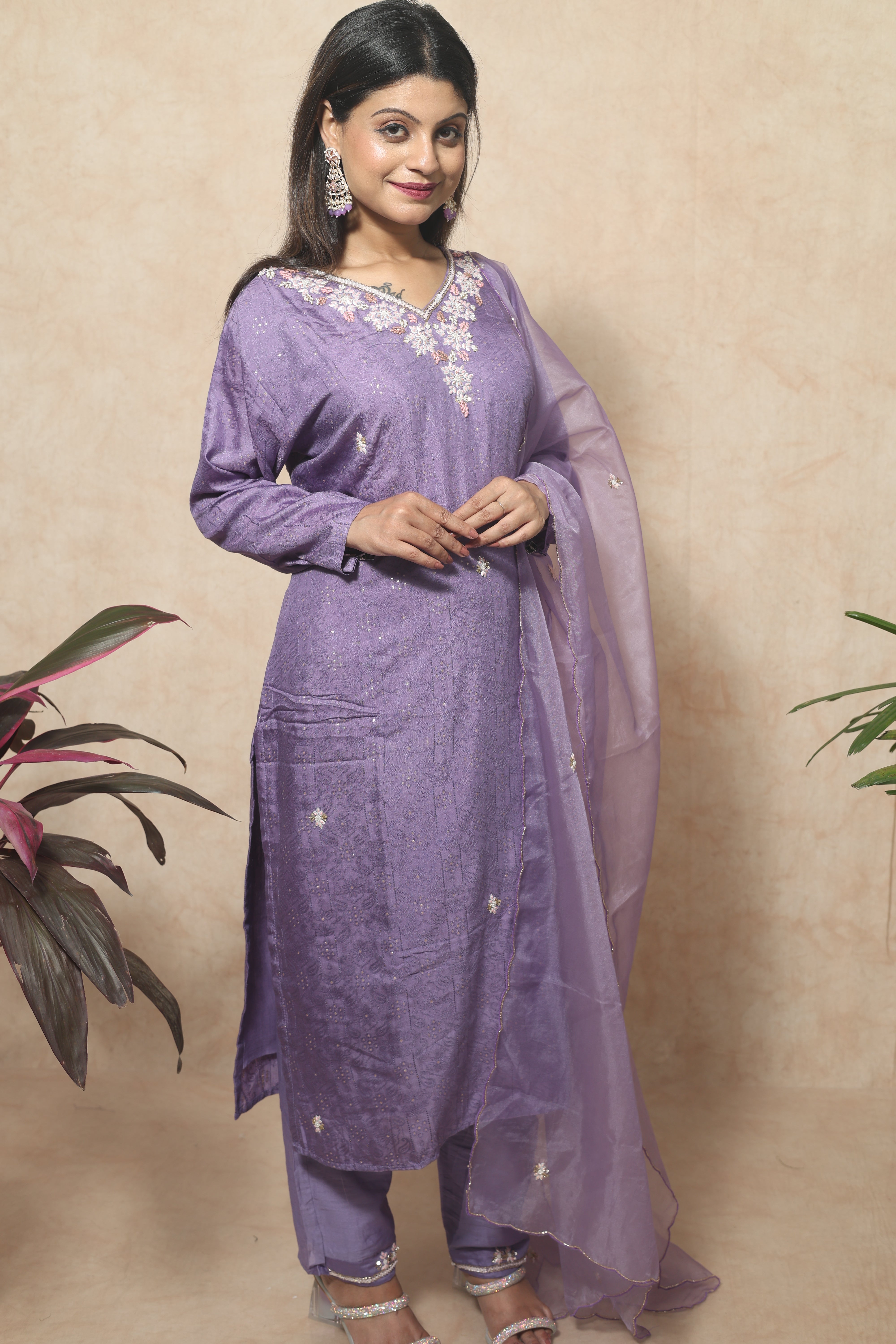 Hand Embroidery Lavender Color Dola Silk Suit Set